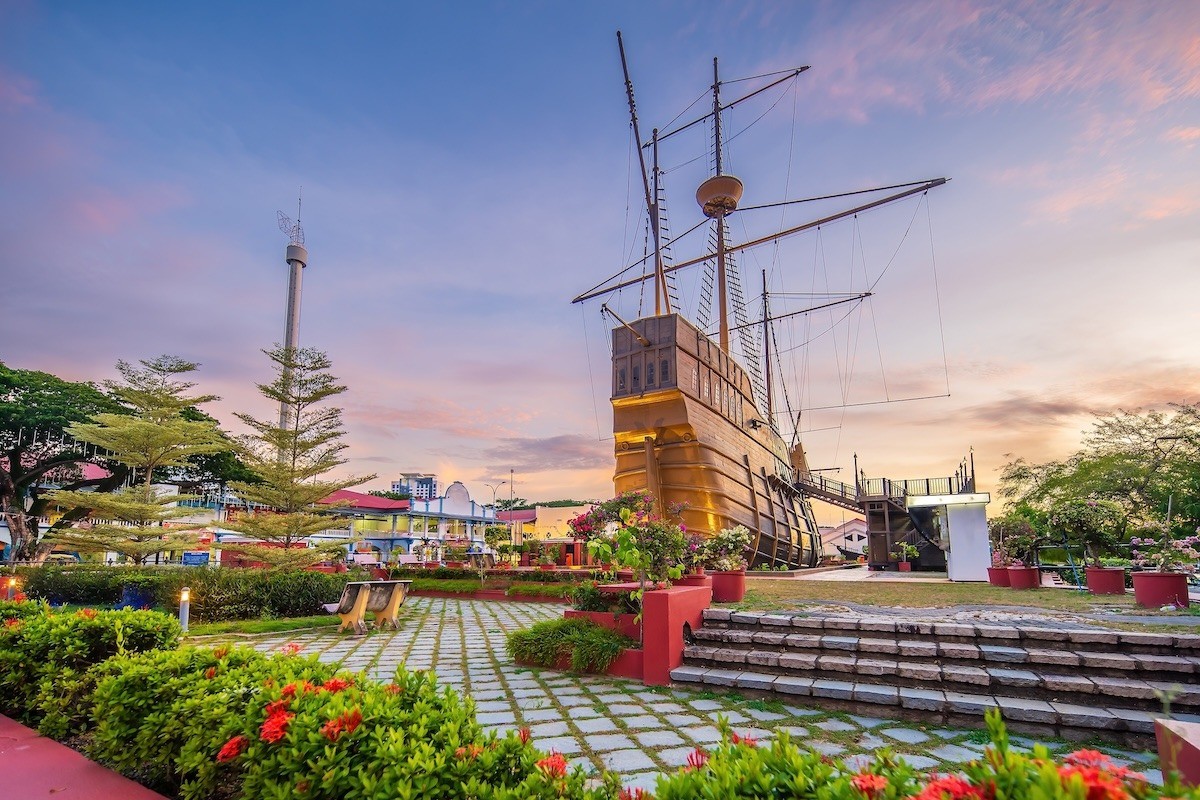 Maritime-Museum-Flor-de-la-Mar-Malacca-Malaysia.jpg