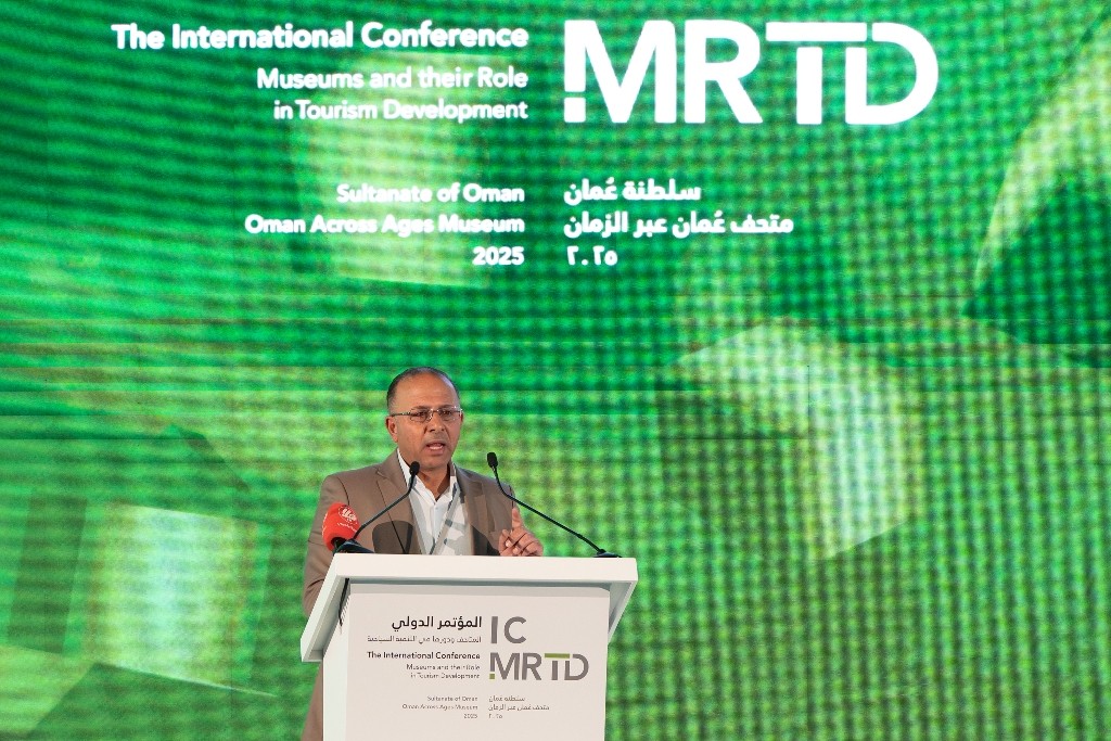HMO03690-1.jpg