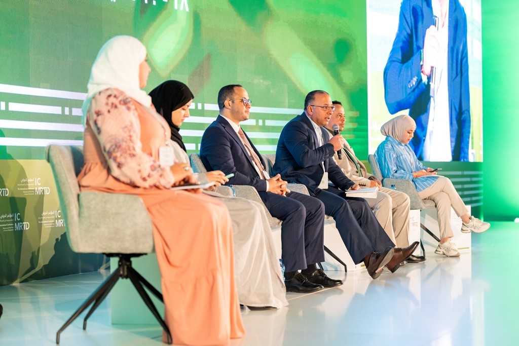 الجلسة الثالثة (2).JPG