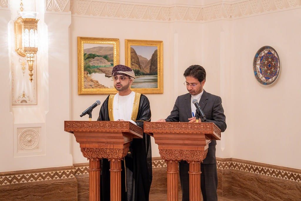 تدشين الطابع البريدي (3).jpg