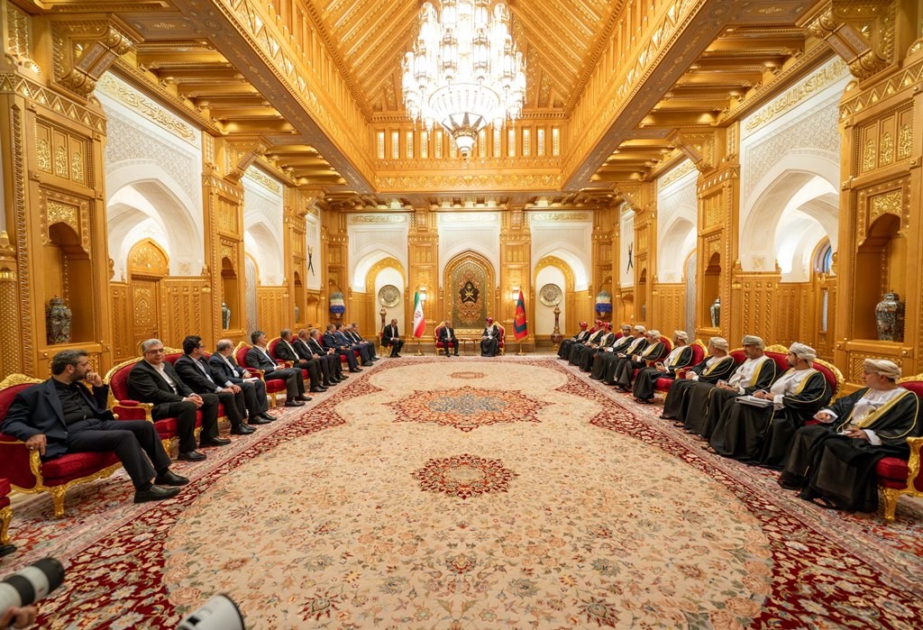 جلسة المباحثات (2).jpg