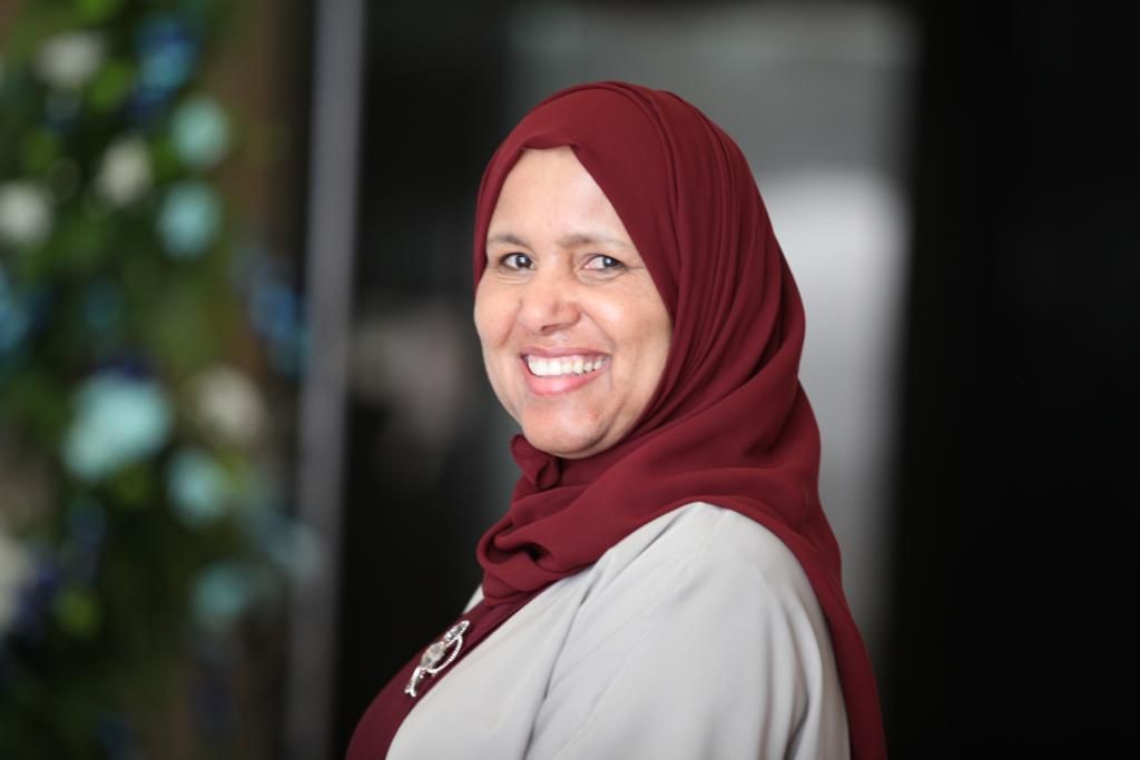 حمدة بنت سعيد الشامسية.jpg