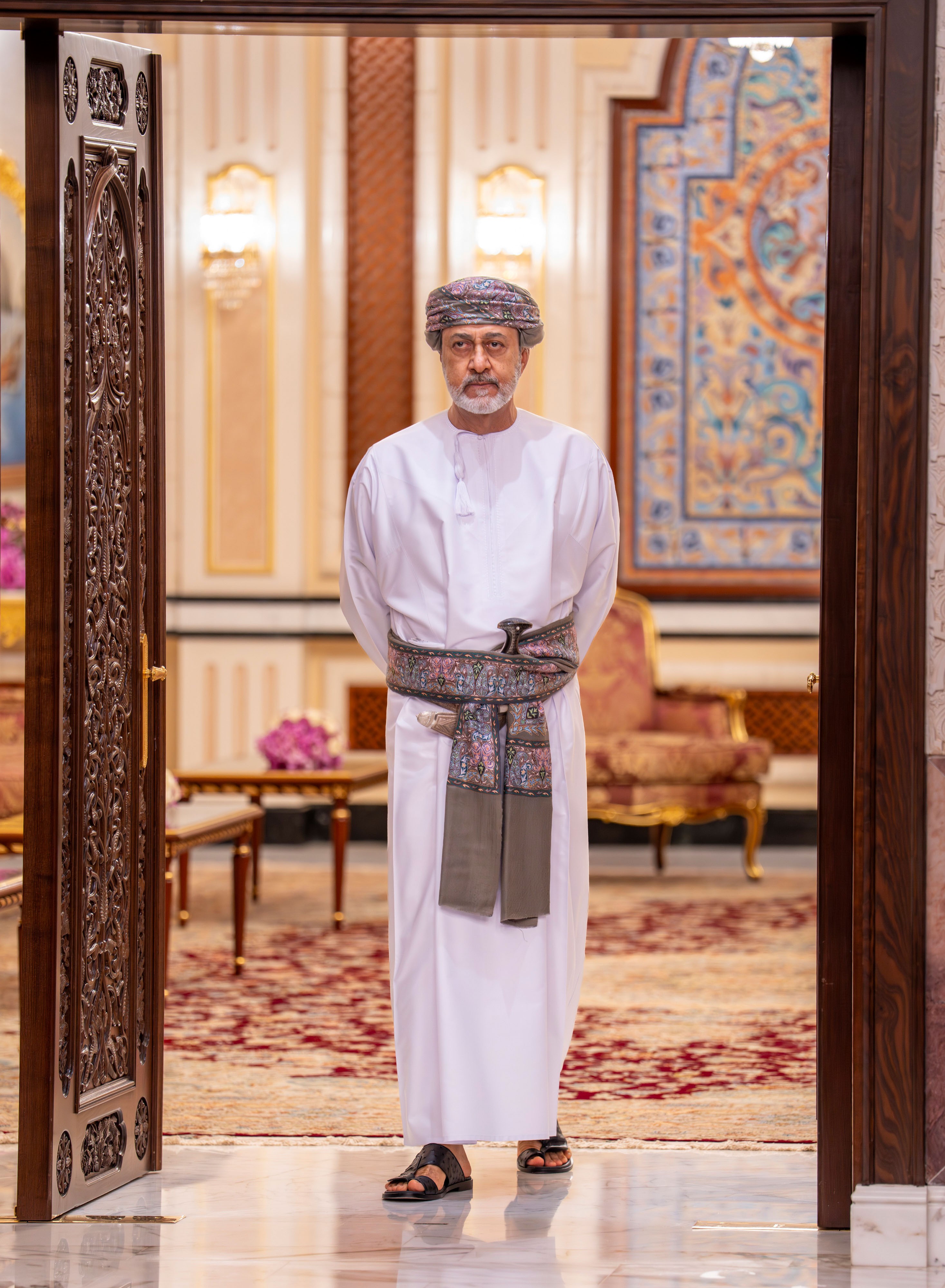 جلالة السلطان مأدبة عشاء رئيس الوزراء العراقي (3).jpg