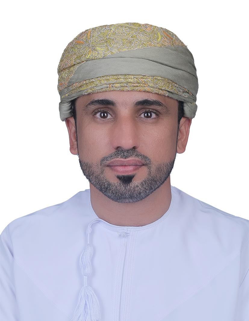 الدكتور احمد المقرشي.jpg