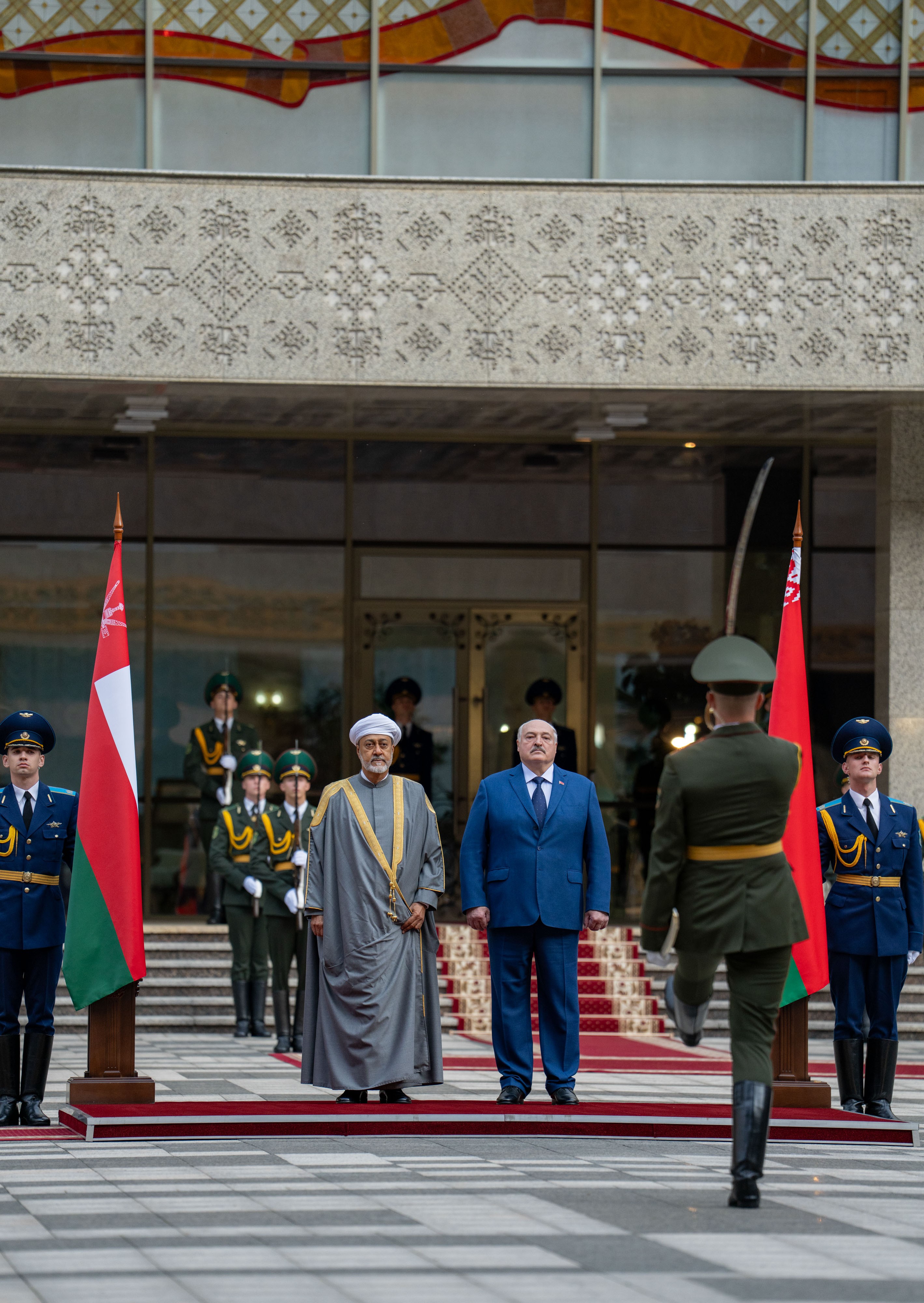 وصول جلالة السلطان الى بيلاروس (13).jpg