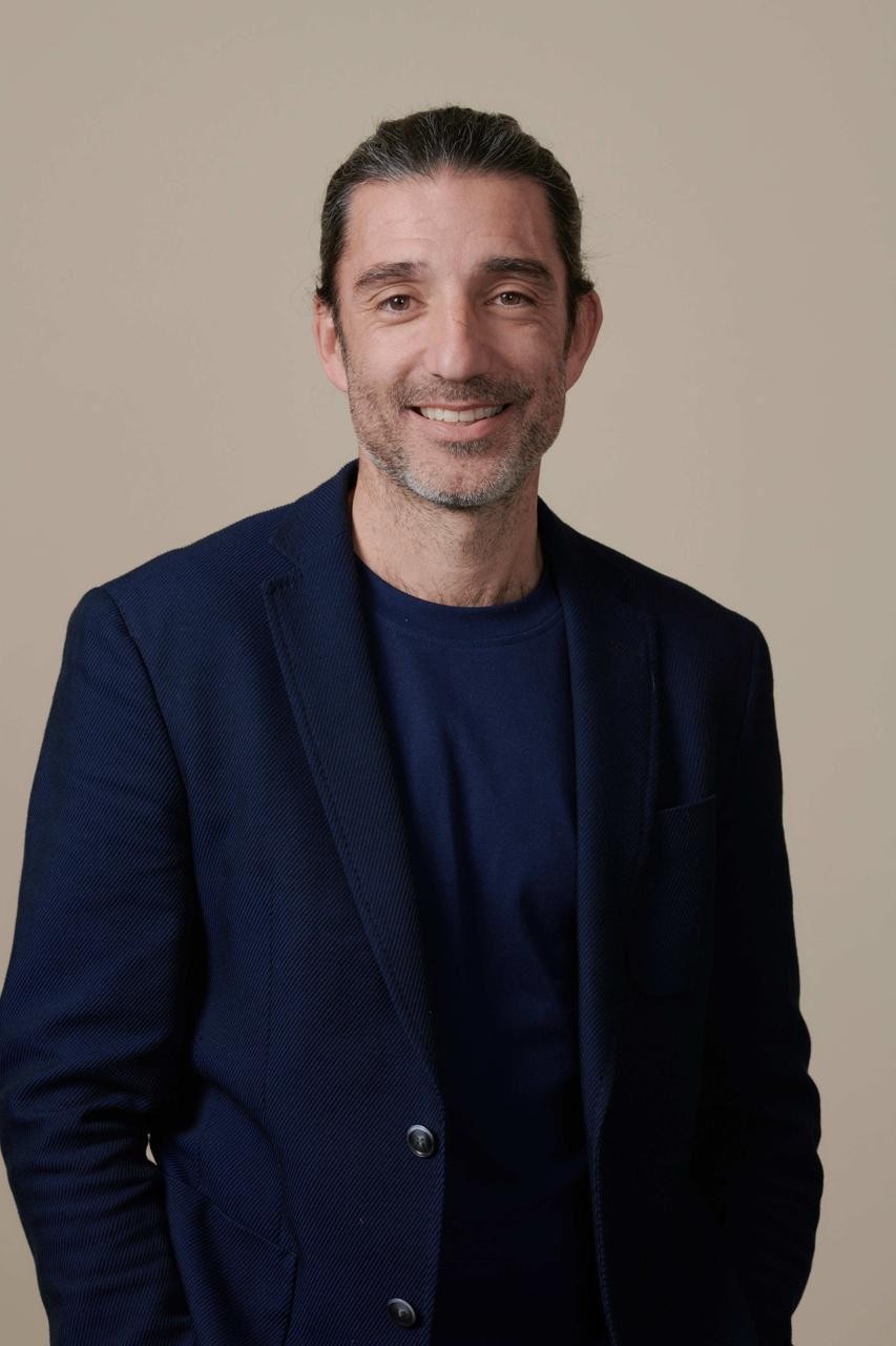 روب ماكميلان.jpg