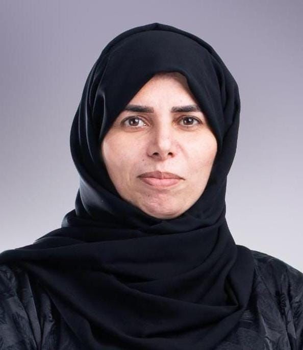 د. أمينة بنت راشد الصارخية.jpg