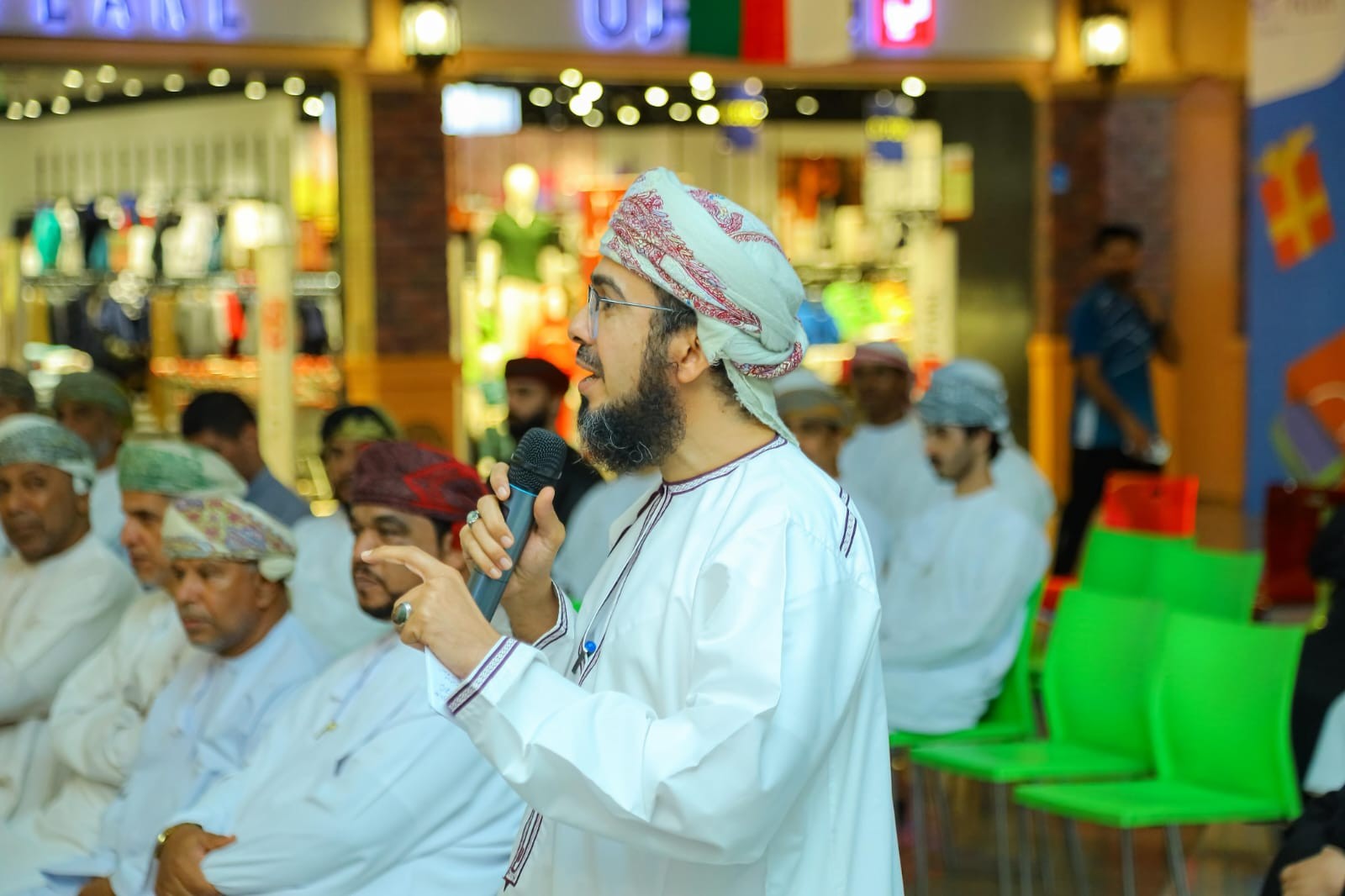 ملتقى الفضاء الرقمي في صحار (4).jpg