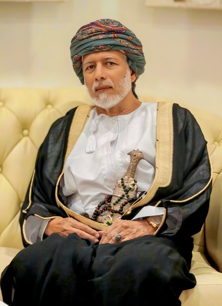 2 الوزير المتقاعد يوسف بن علوي بن عبدالله آل ابراهيم نائب رئيس مجلس الأمناء.JPG