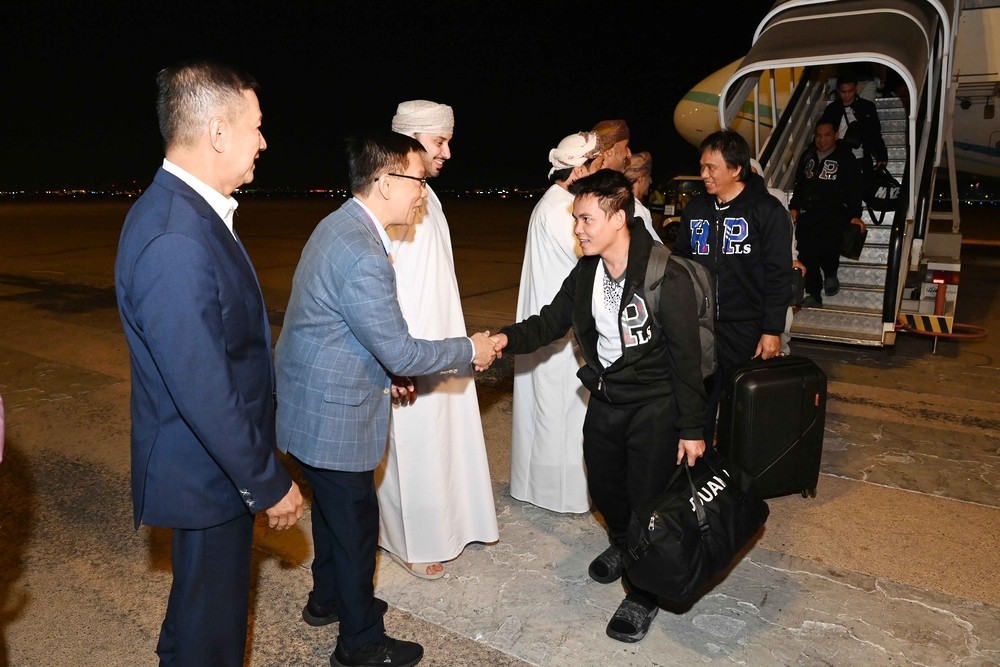 طاقم السفينة  (1).jpg