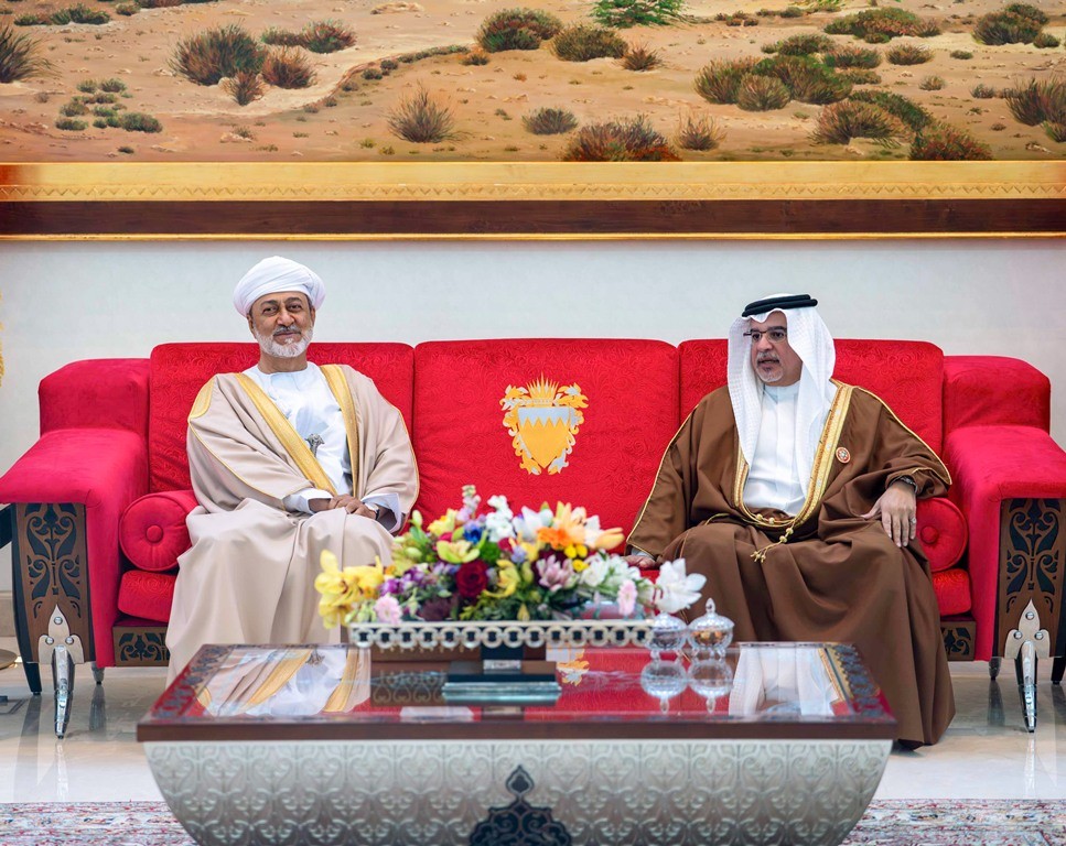 جلالة السلطان وصول البحرين (4).jpg