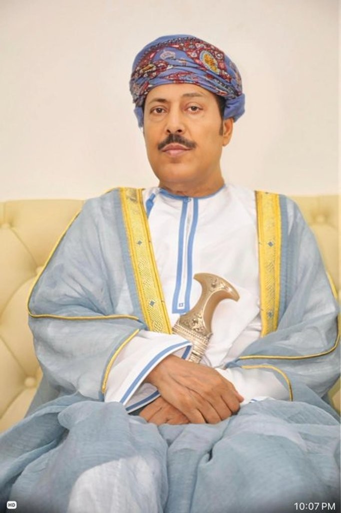 1 الشيخ مستهيل بن أحمد المعشني رئيس مجلس الأمناء.jpg