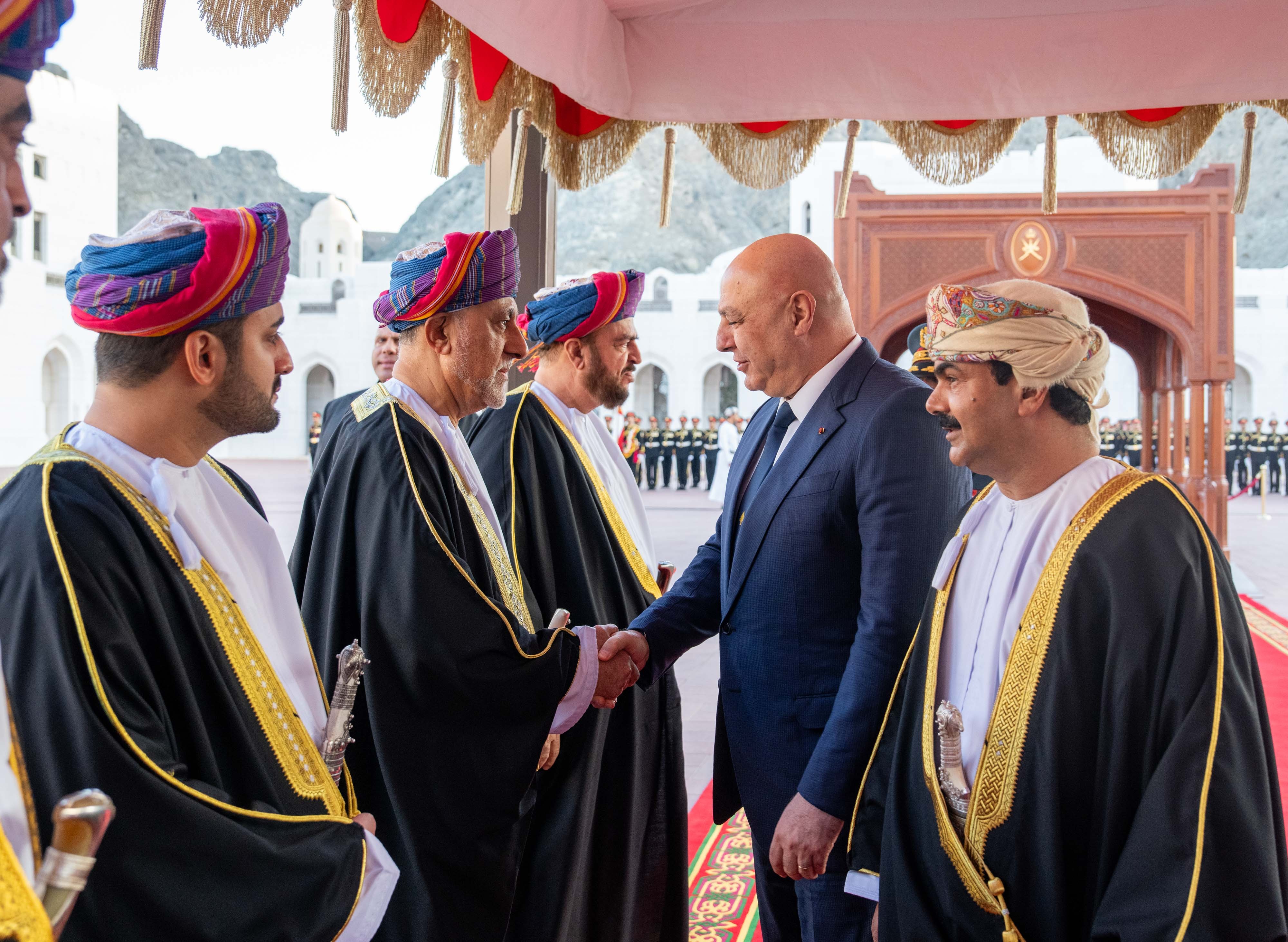 استقبال الرئيس اللبناني (3).jpg