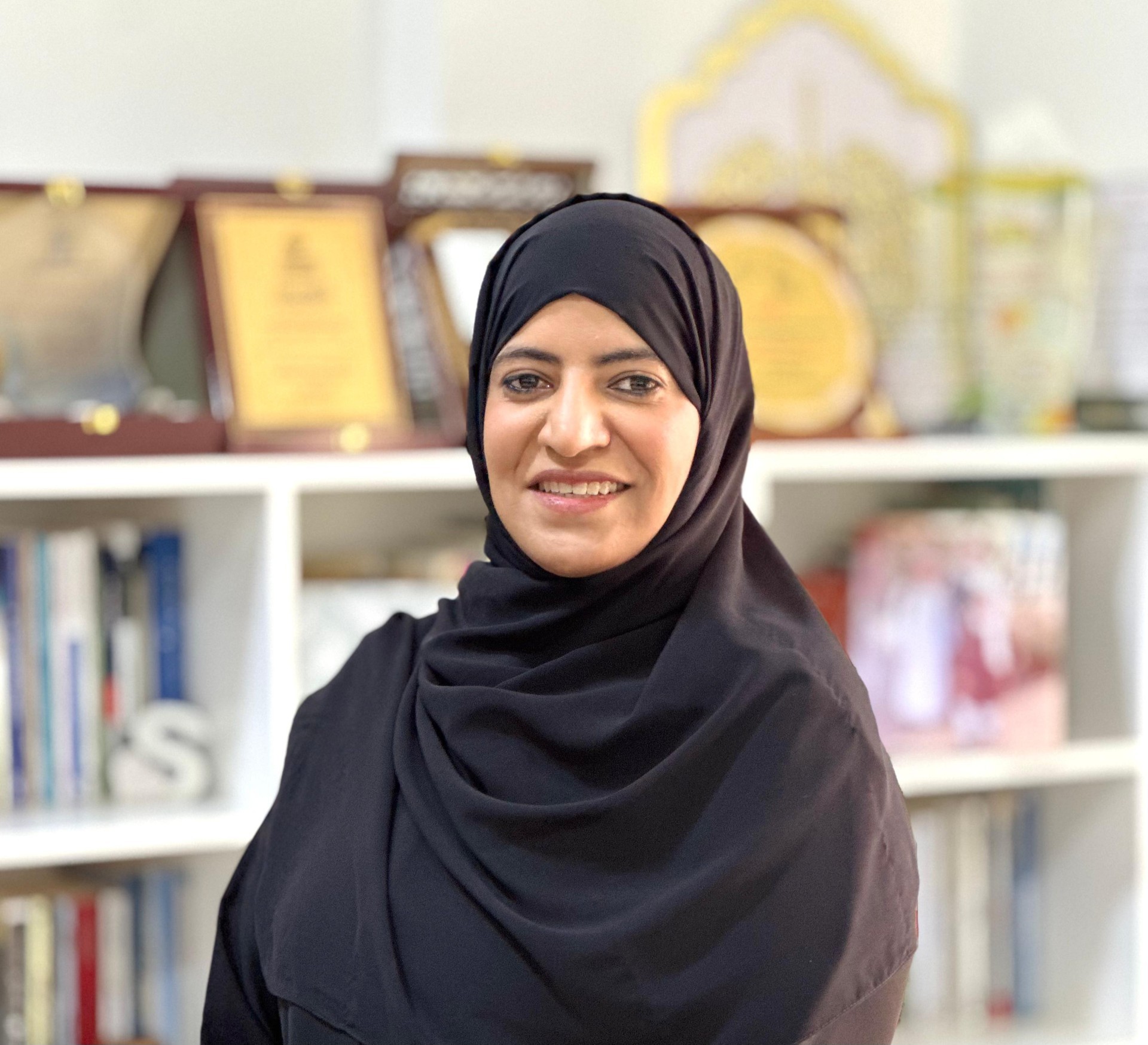 د. صابرة بنت سيف الحراصية.jpeg