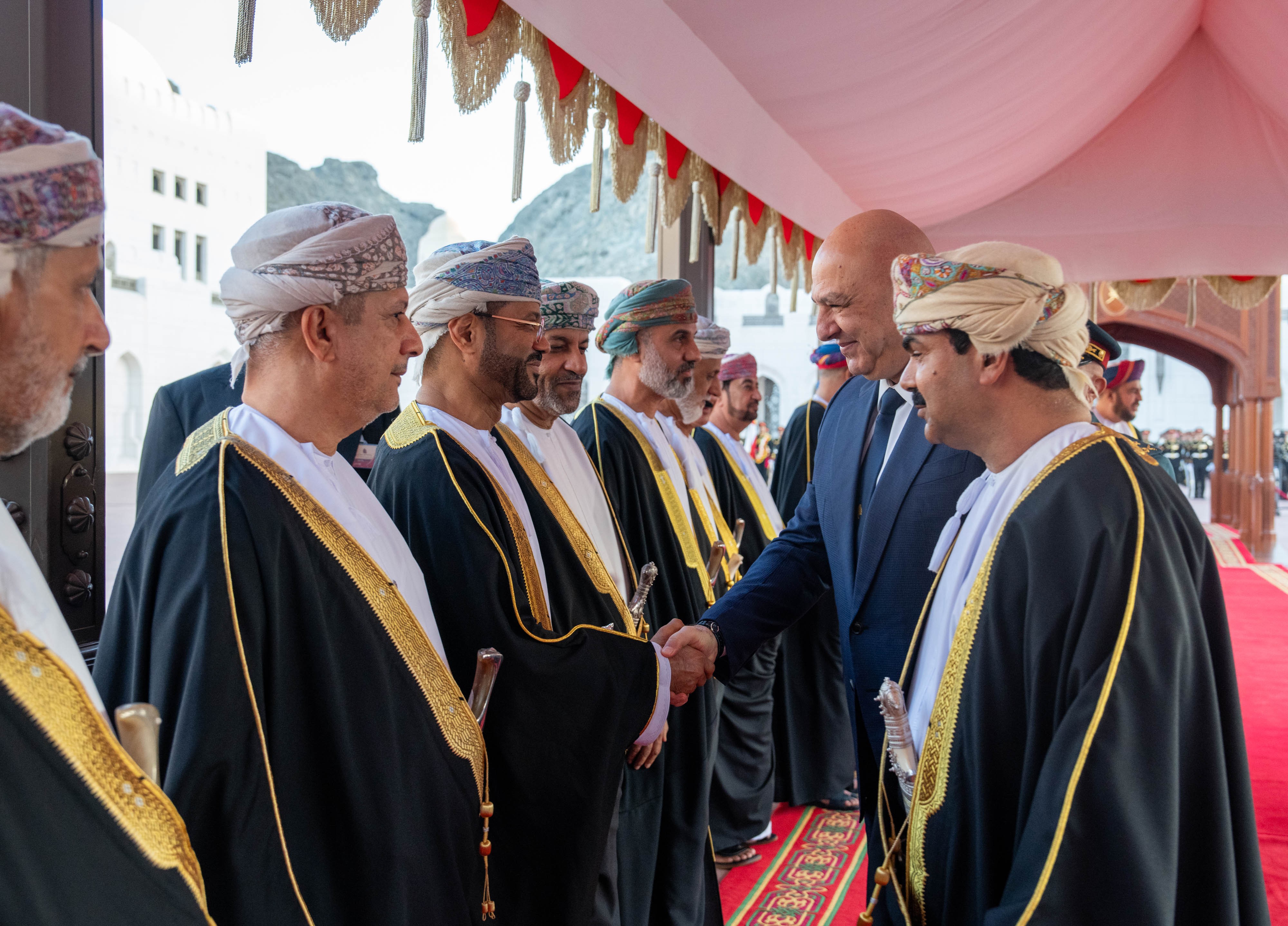 استقبال الرئيس اللبناني (11).jpg