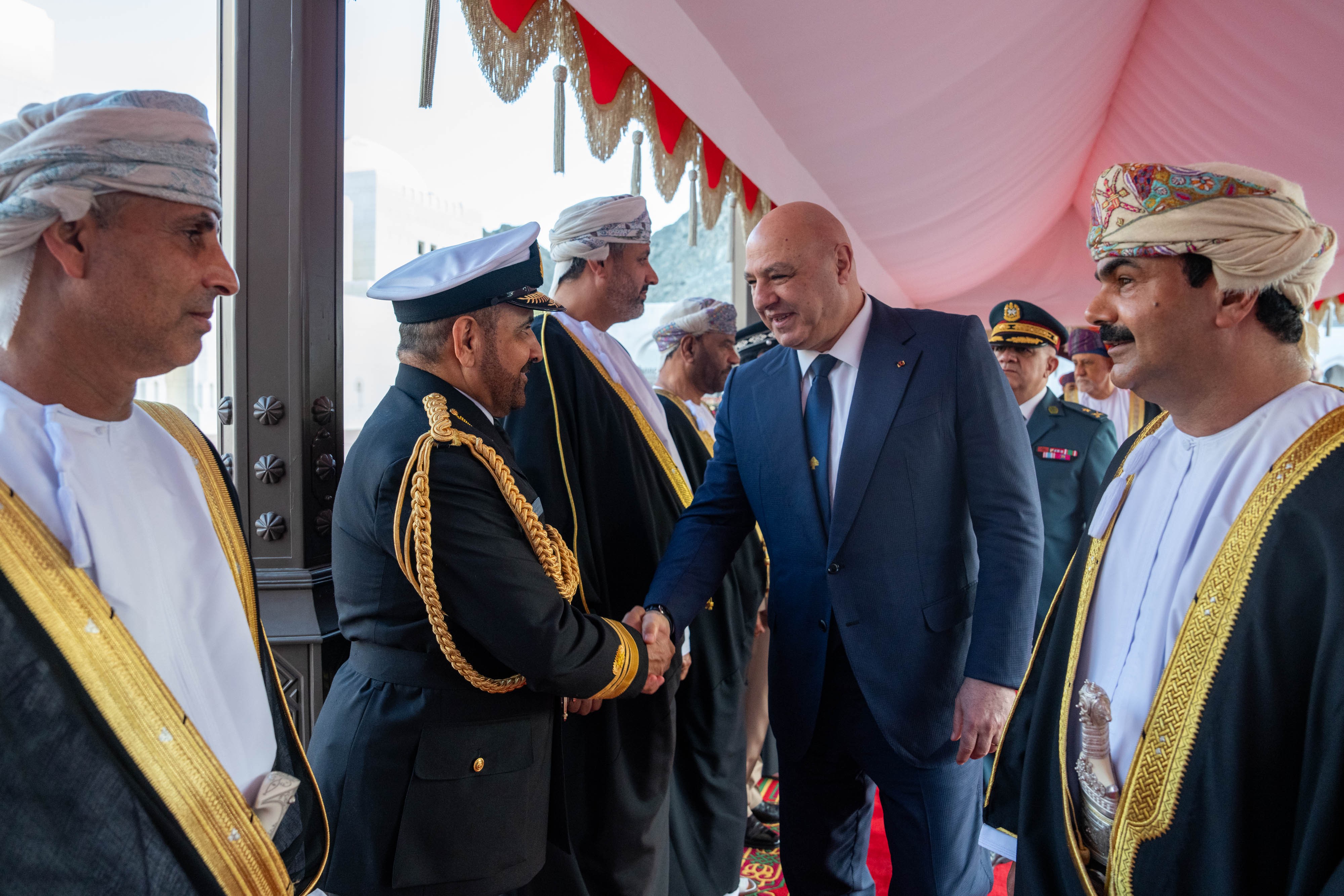 استقبال الرئيس اللبناني (17).jpg