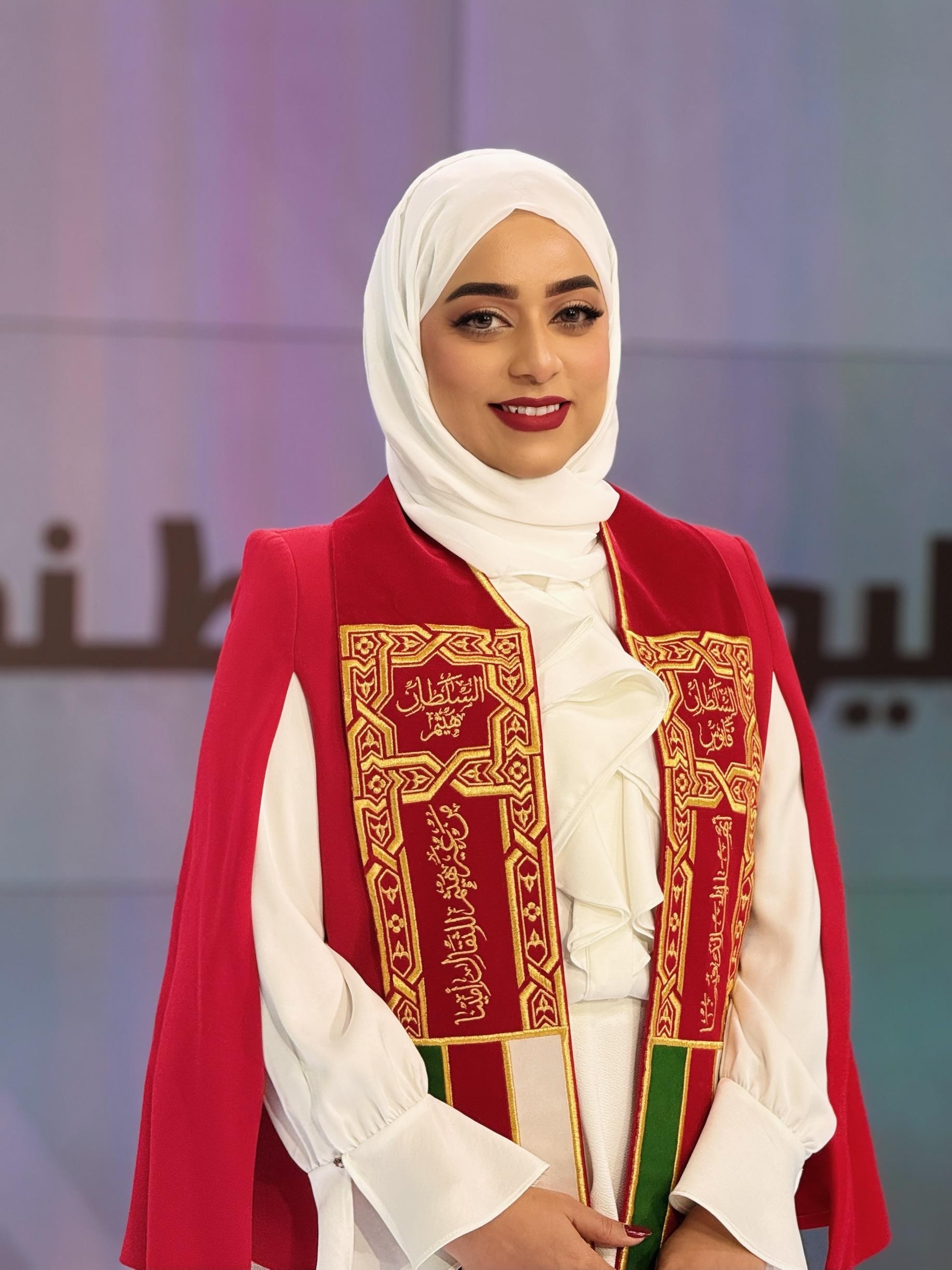 4 لجينة البلوشية.jpg