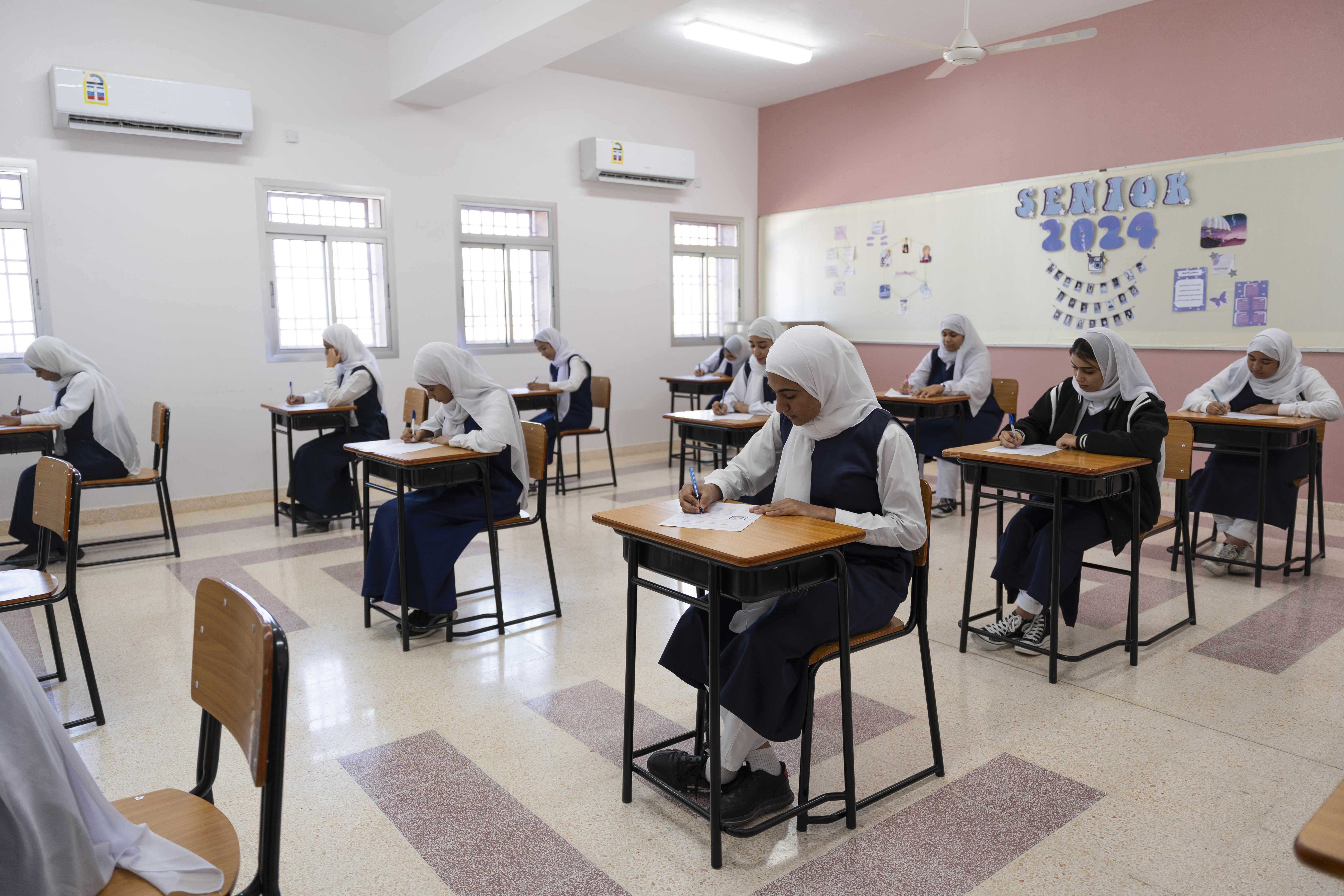 طلاب الدبلوم (4).JPG