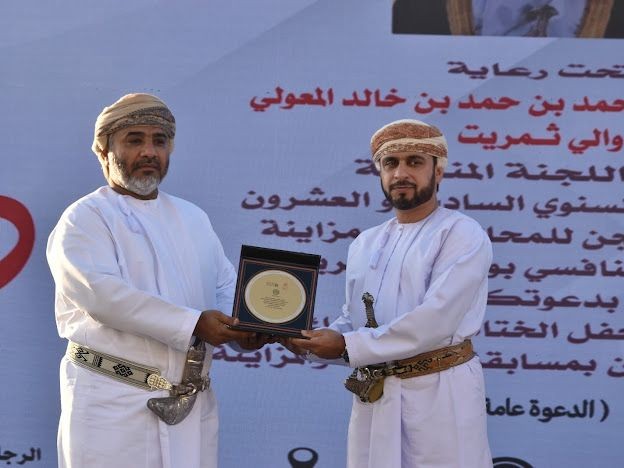 الهجن في ثمريت (3).jpeg