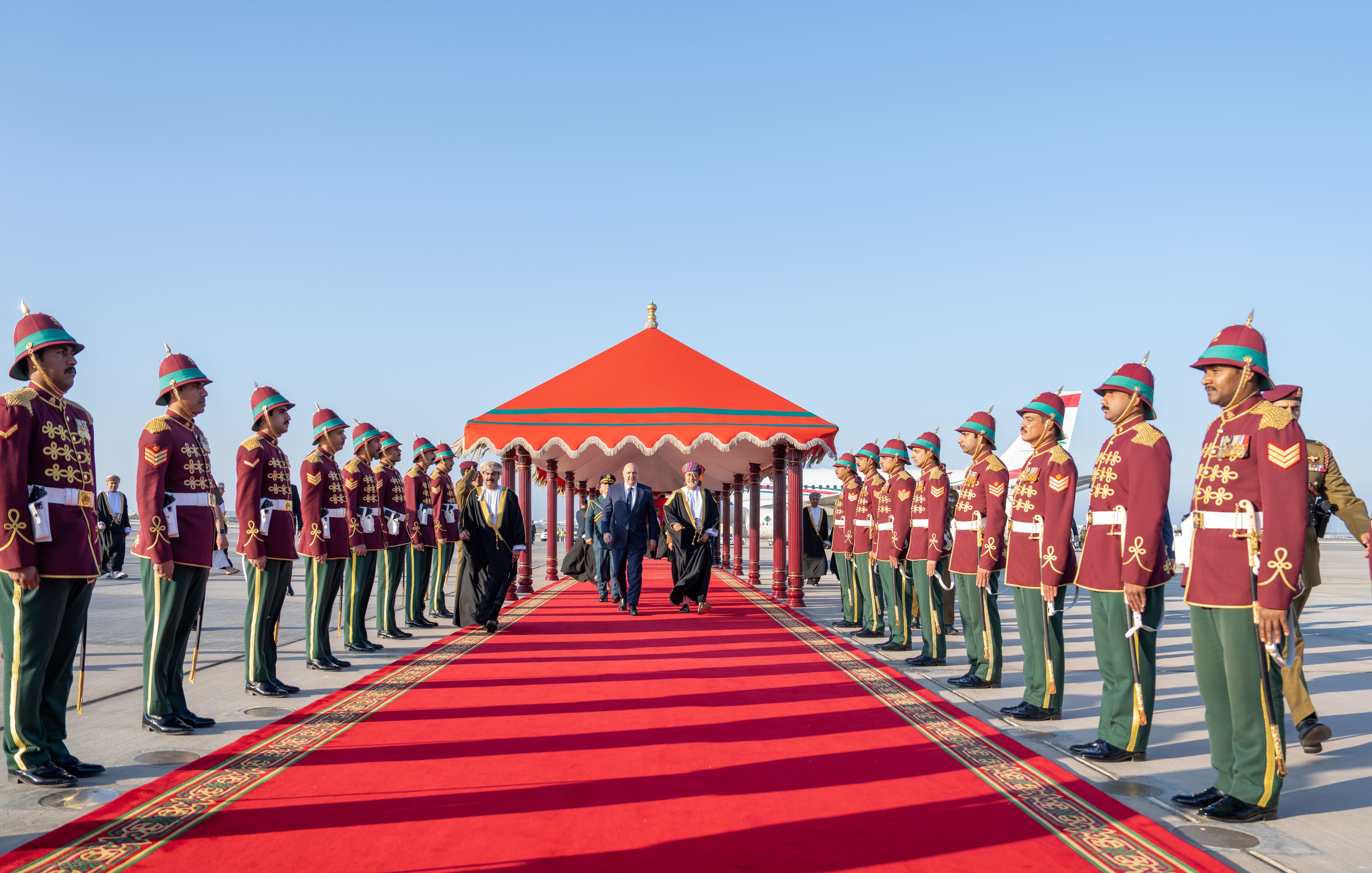 وصول الرئيس اللبناني (2).jpg