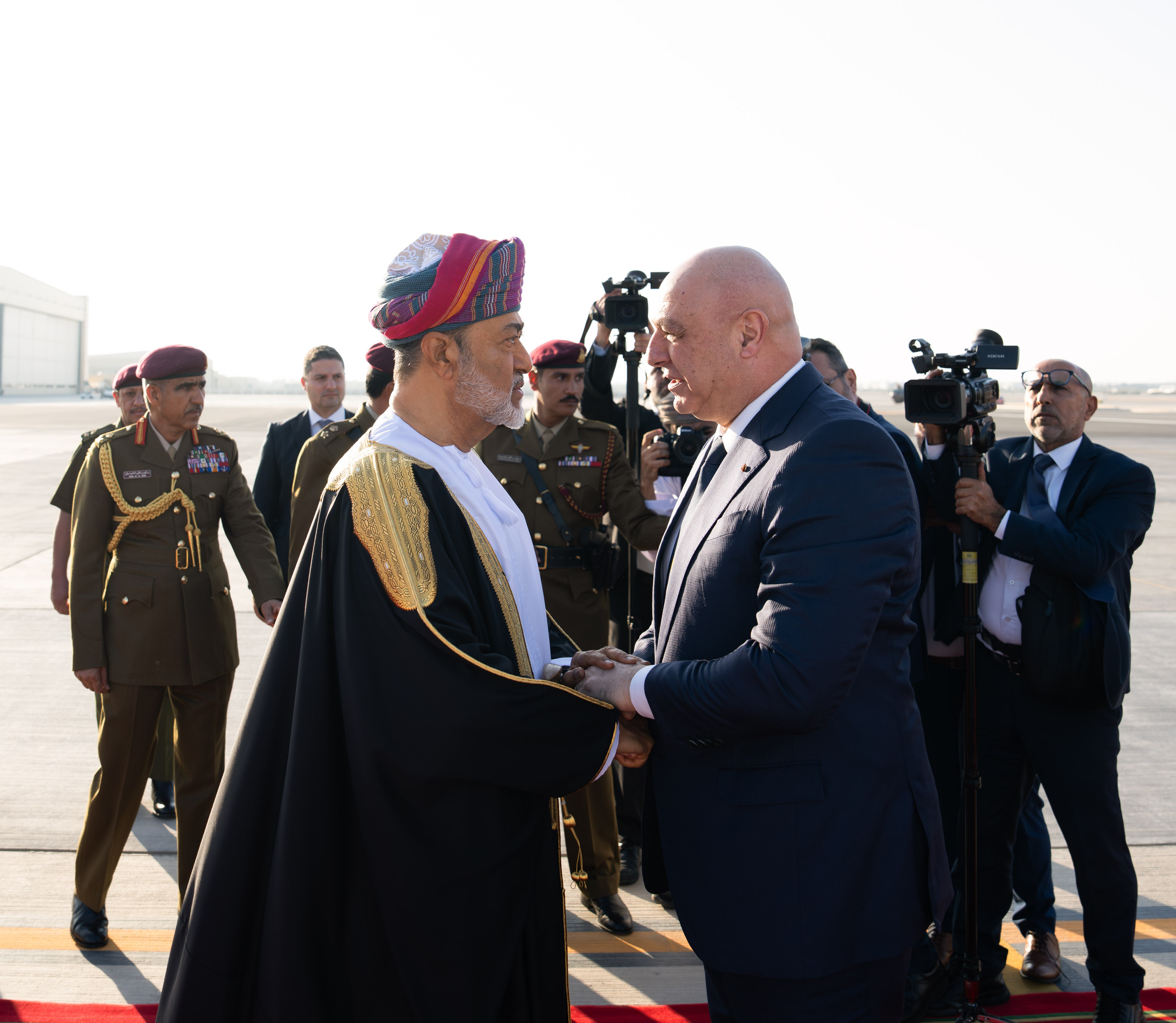 وصول الرئيس اللبناني (1).jpg