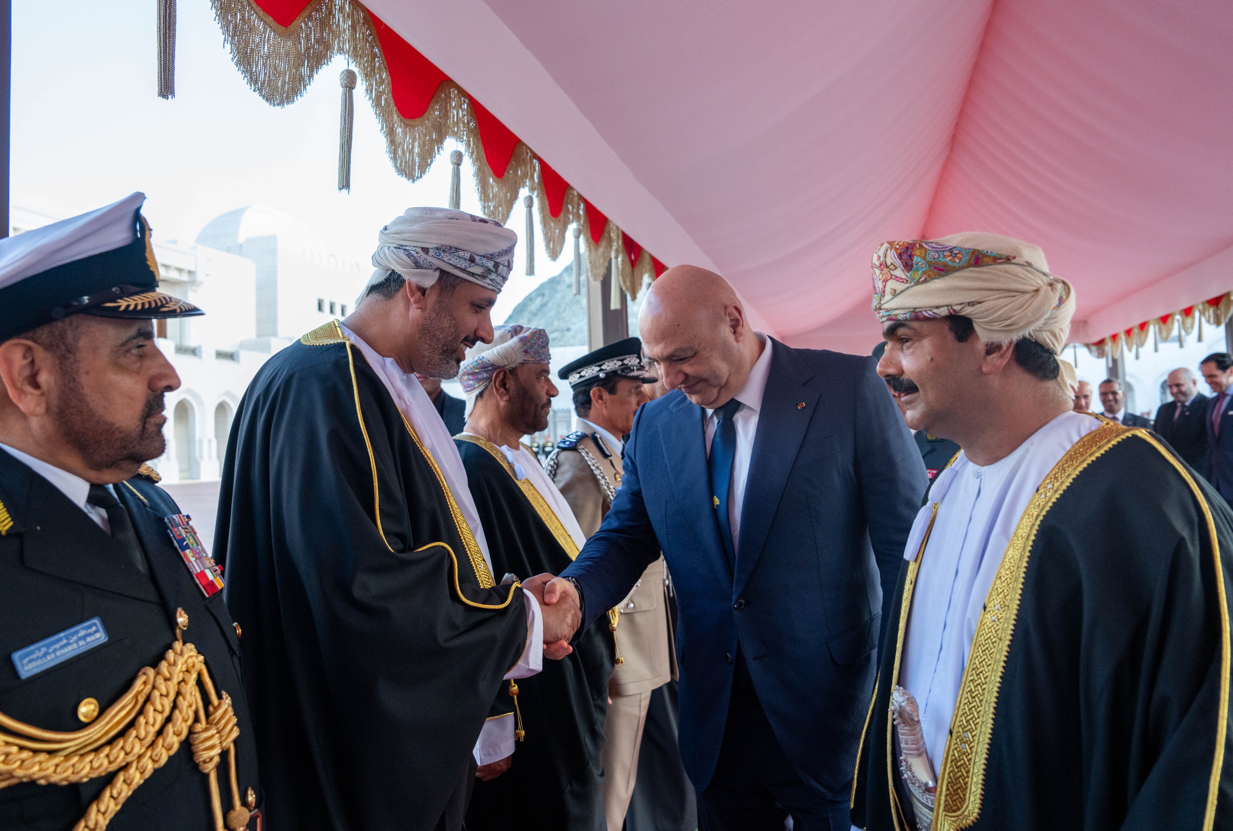 استقبال الرئيس اللبناني (16).jpg