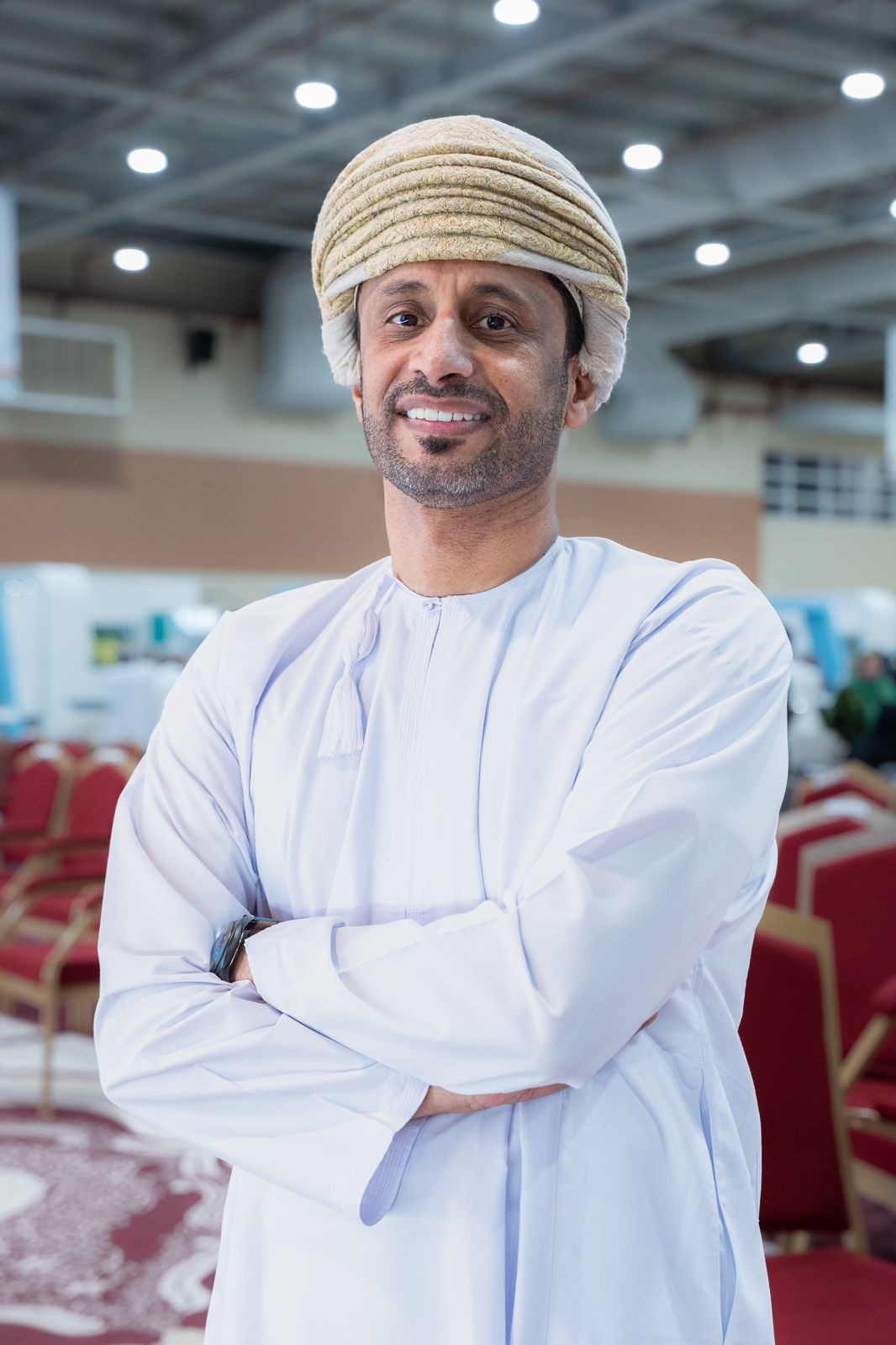 نصير بن علي السيابي مدير عام بلدية الظاهرة.jpg