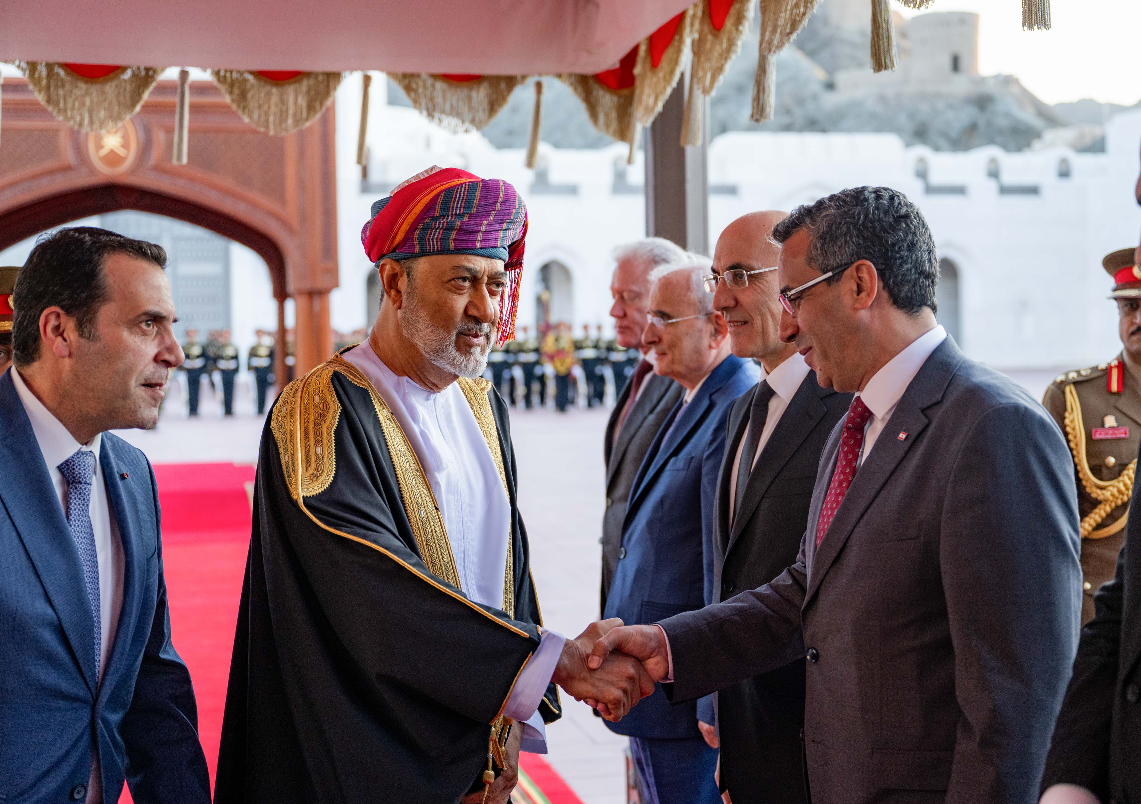 استقبال الرئيس اللبناني (19).jpg