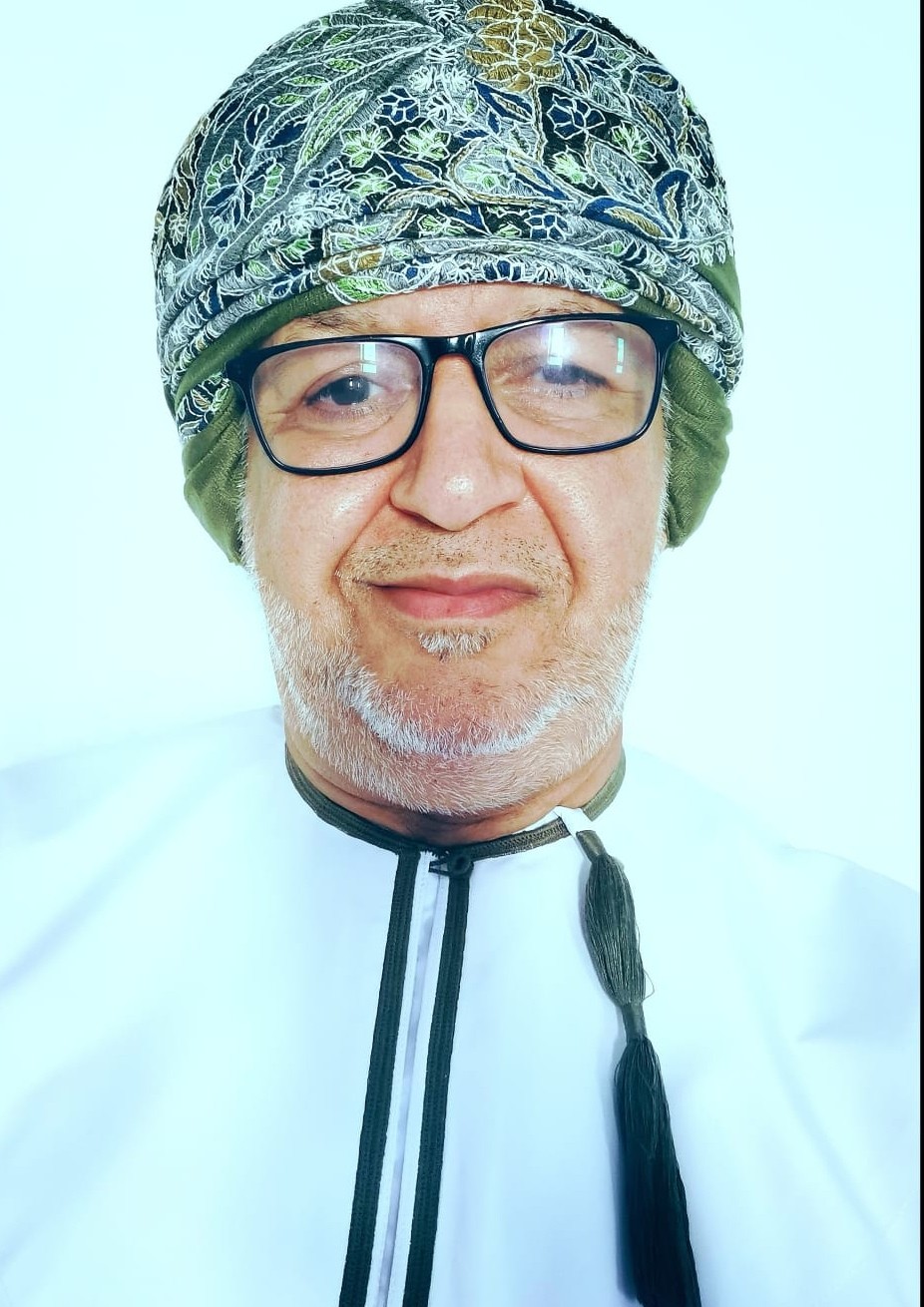 د- هاشل بن سعد الغافري.jpg