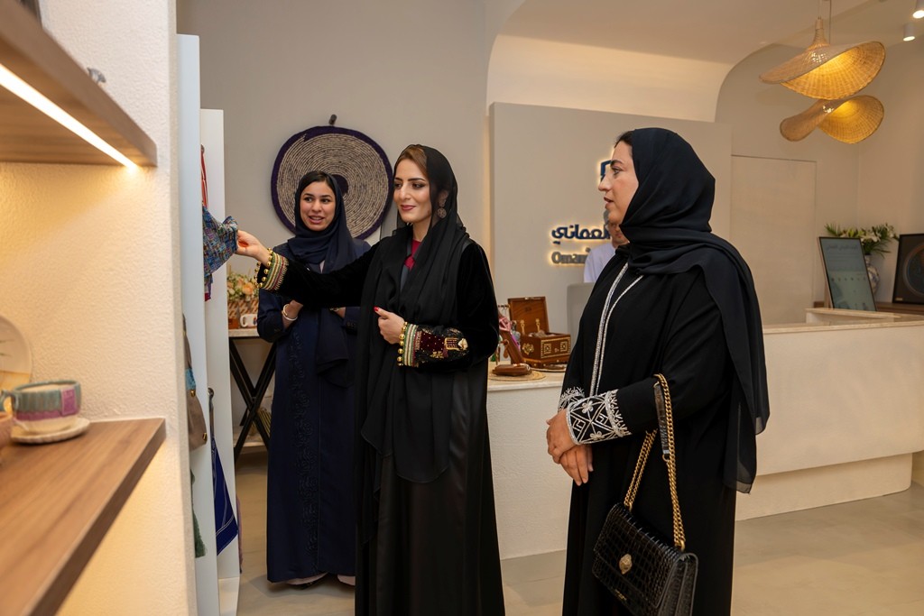 السيدة الجليلة (3).JPG