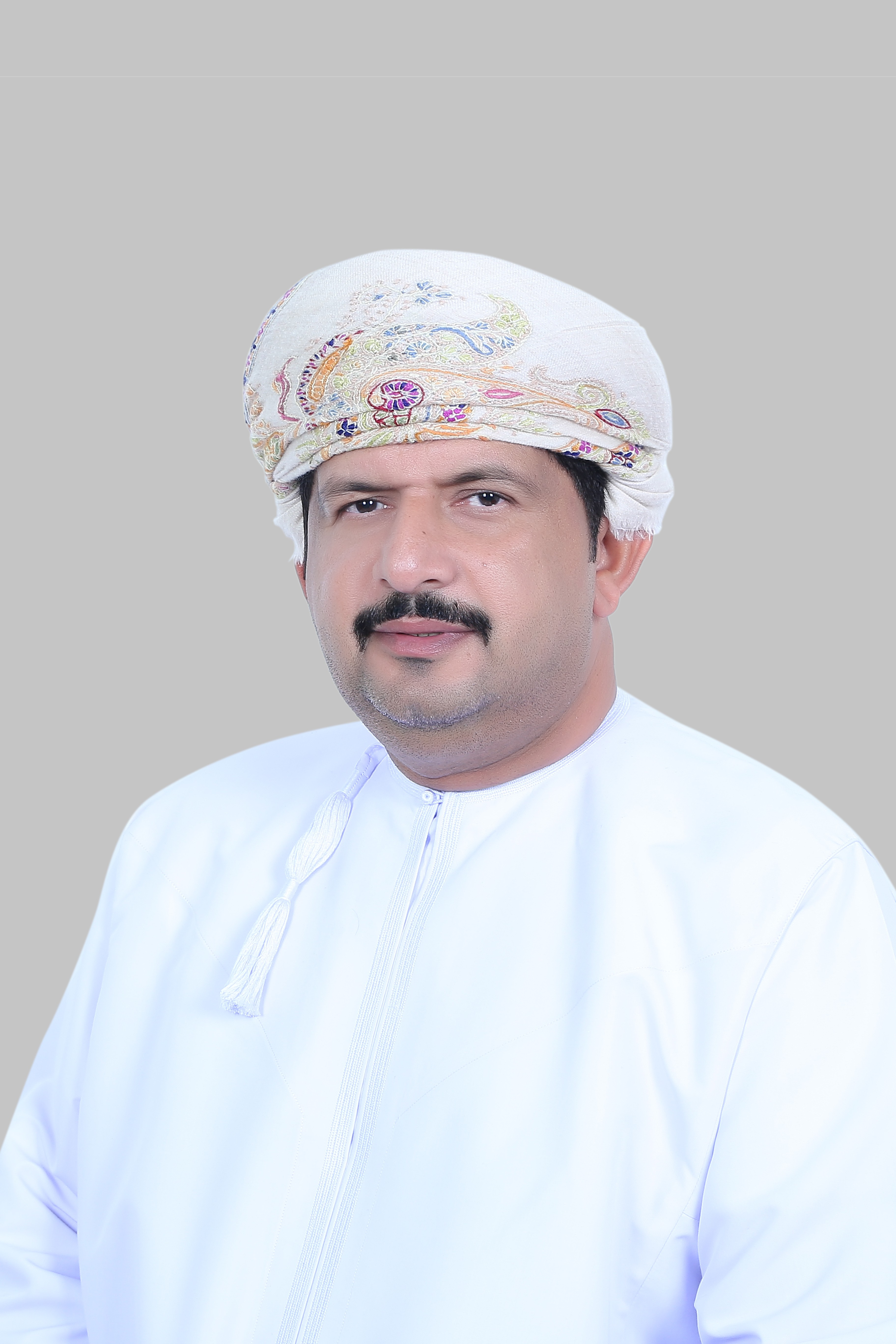 2 سيف الجلنداني.jpeg