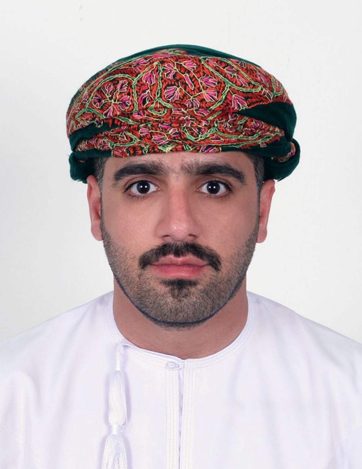 عزان البلوشي_1.jpg