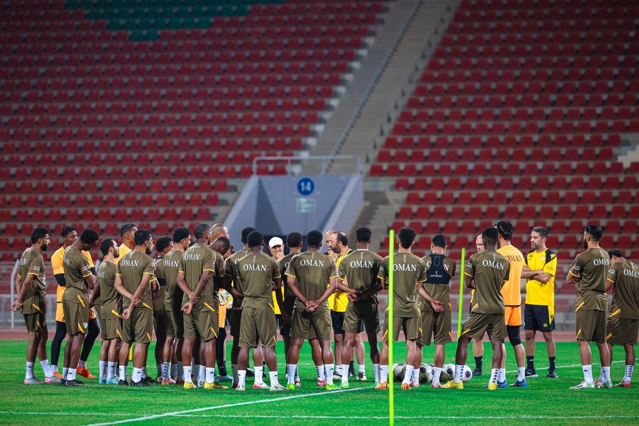 الأحمر المنتخب السكتيوي (1).jpeg