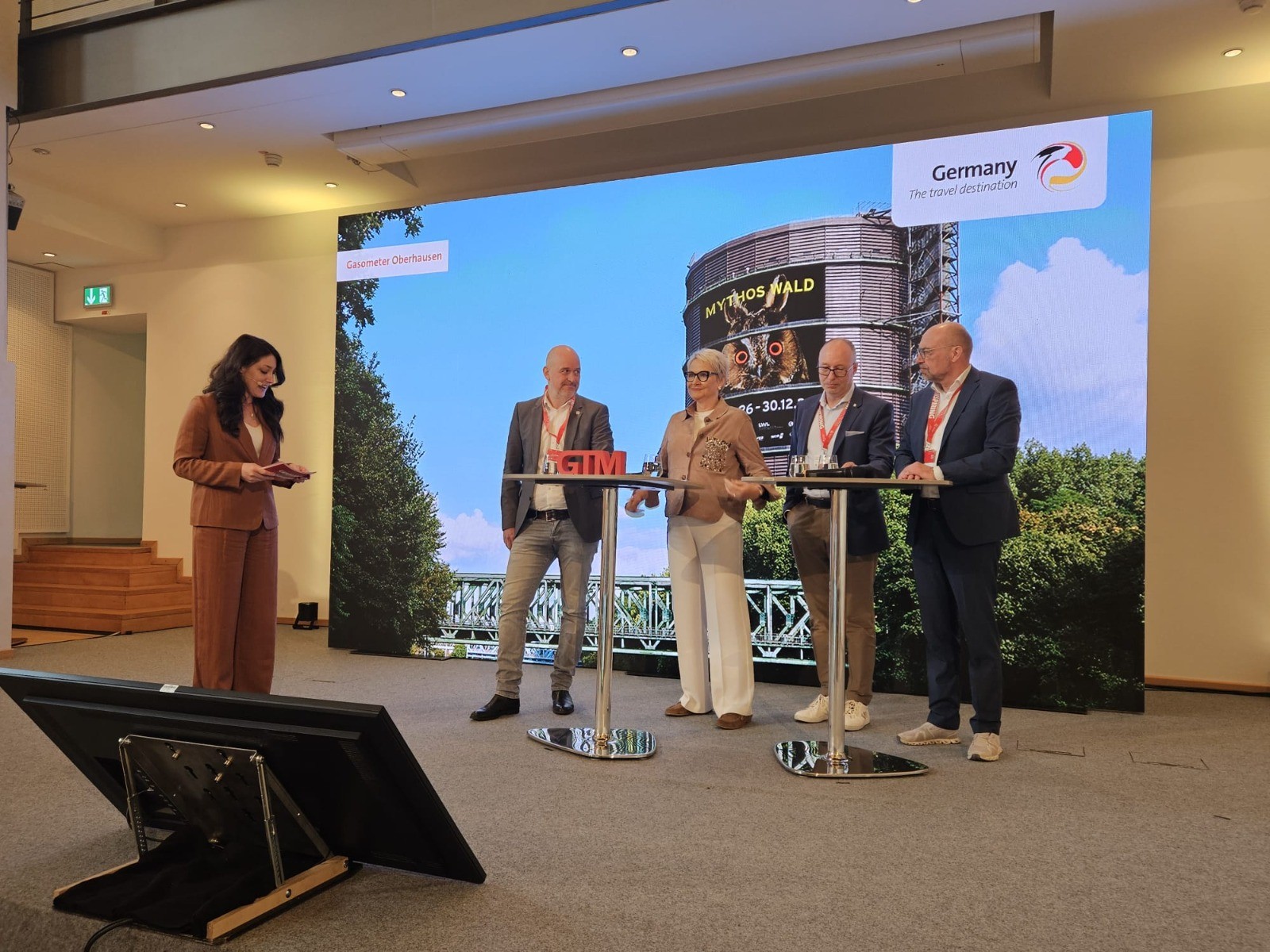 1 الرئيسية.jpeg