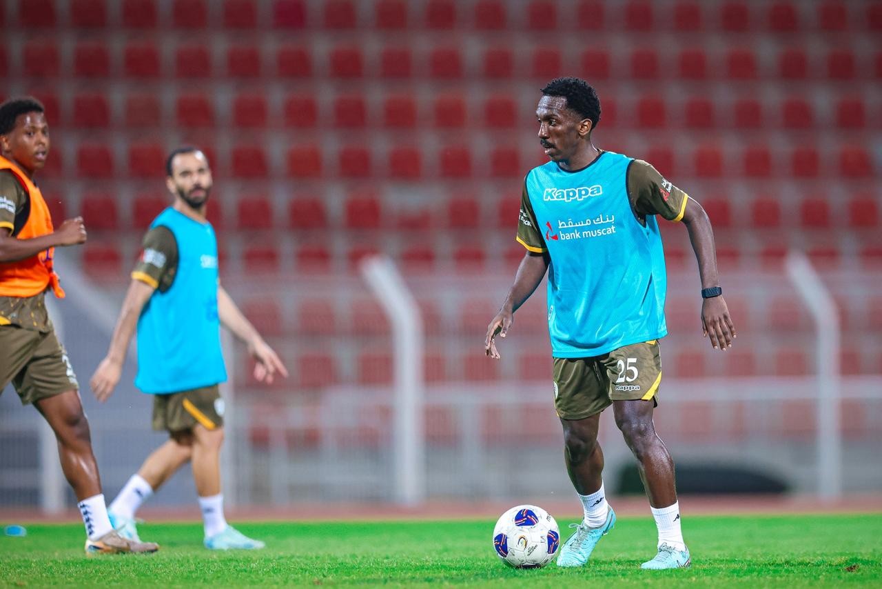 الأحمر المنتخب السكتيوي (7).jpeg