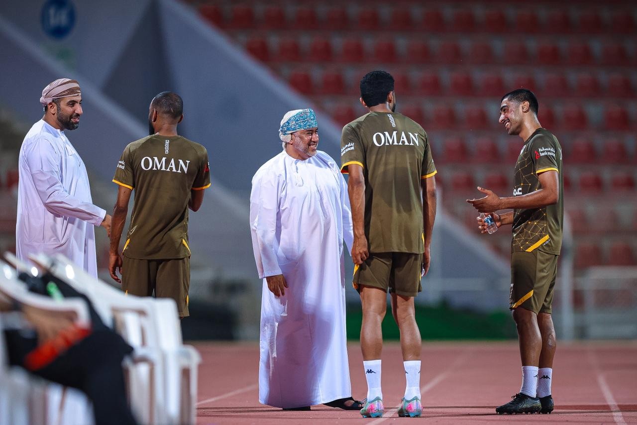 الأحمر المنتخب السكتيوي (4).jpeg