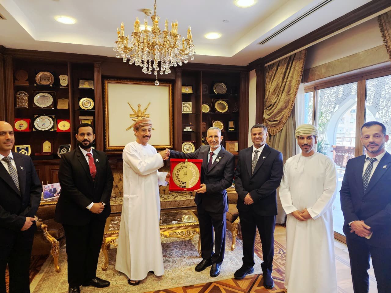 السفير العُماني  (2).jpeg