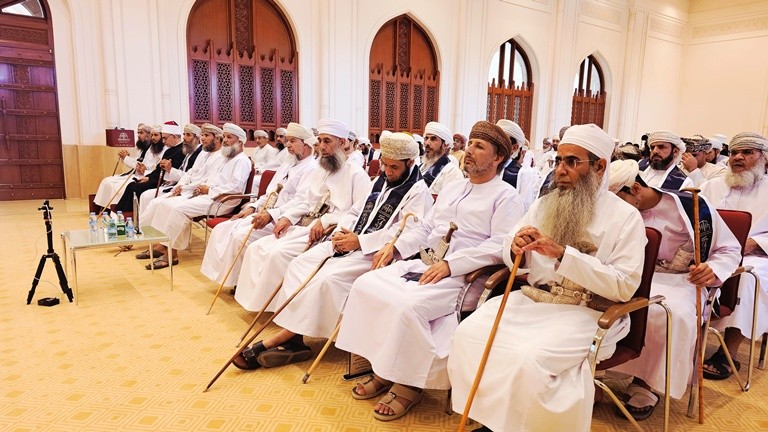 المدرسة الوقفية بنزوى (4).jpg