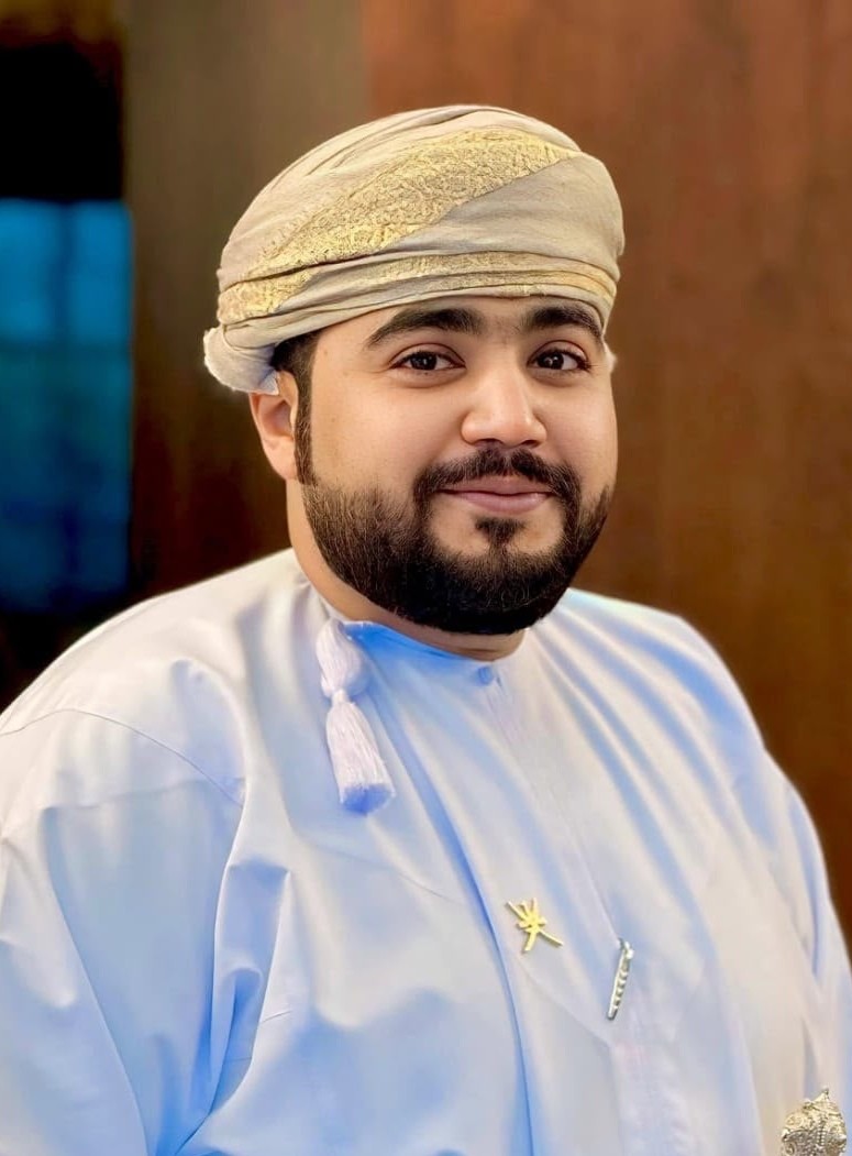 عزان بن حمد اليعقوبي.jpg