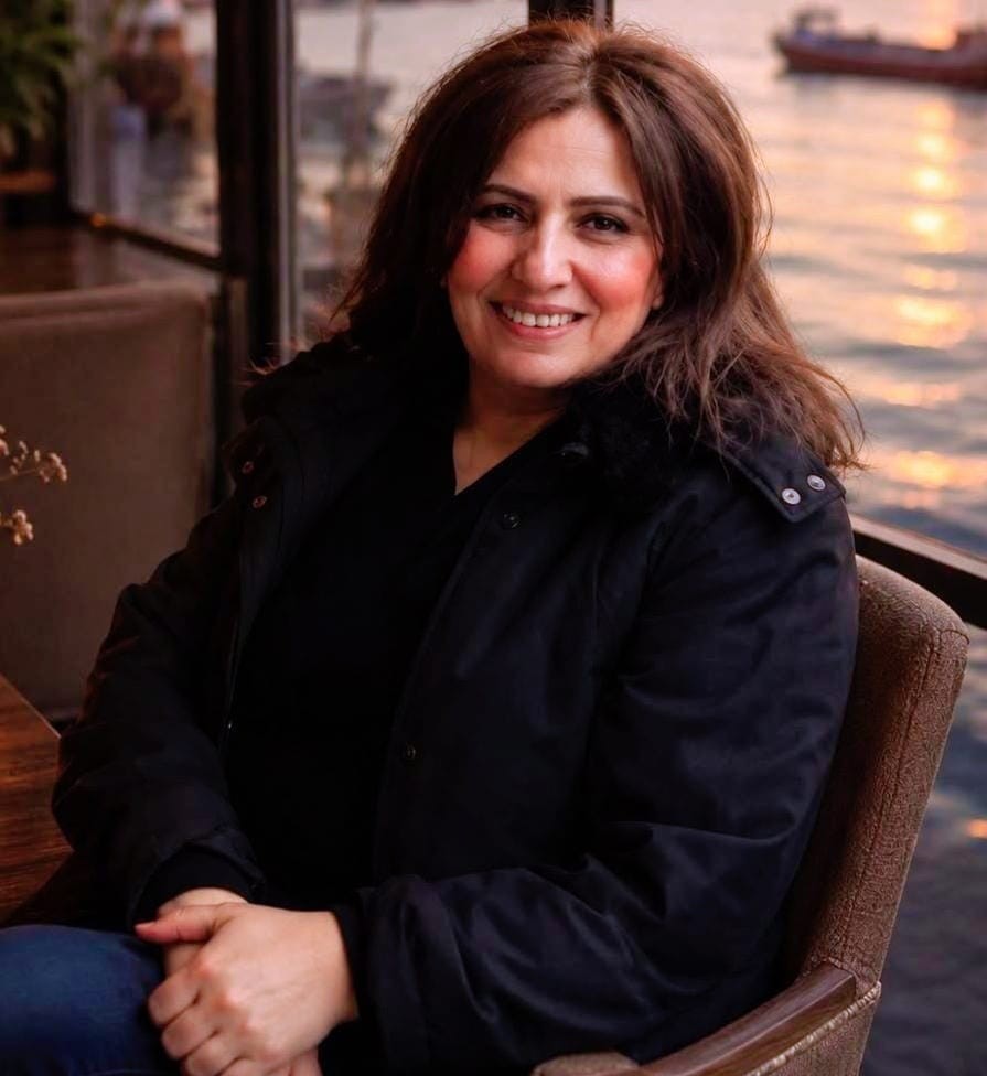 الأستاذة - عبلة تاية.jpg