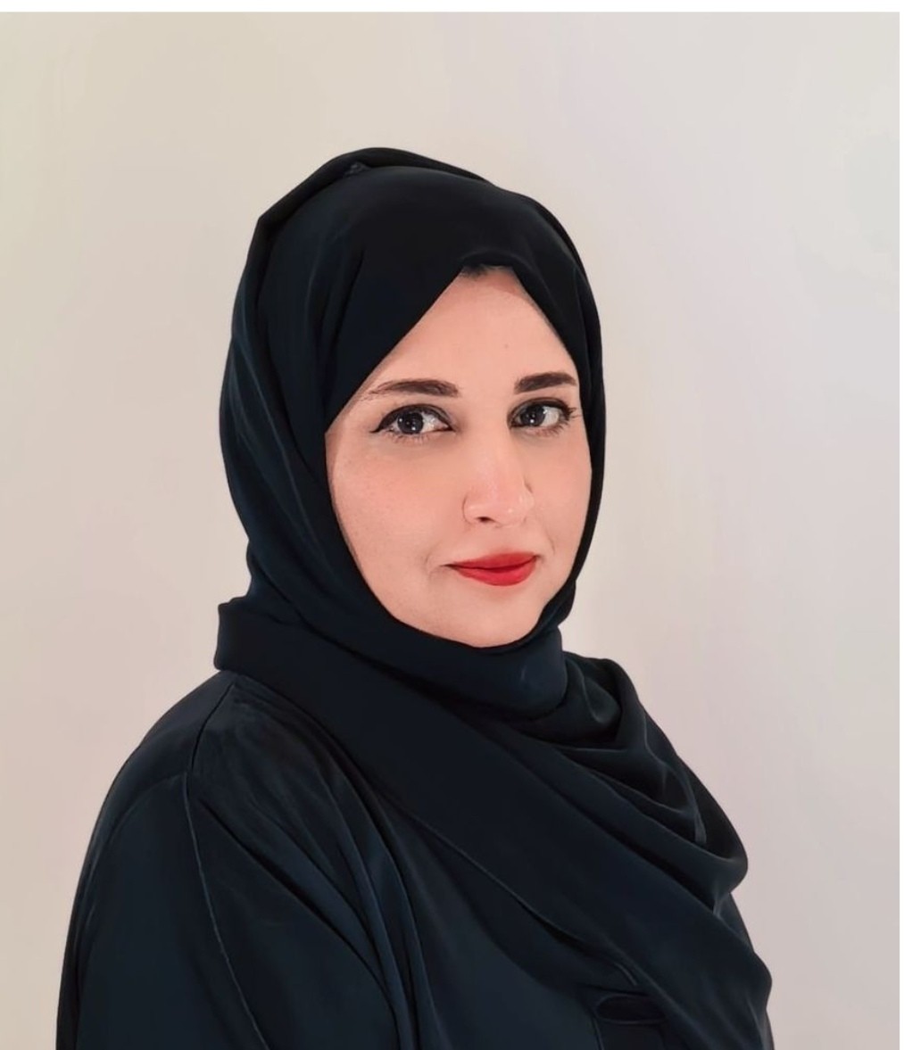 د. أمل العلوية.jpg