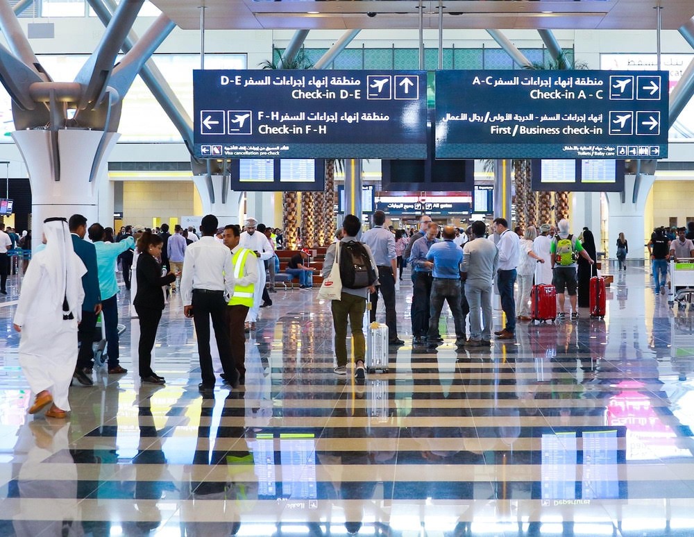 1758 رحلة و154 ألف مسافر.. نمو حركة السفر عبر مطار صلالة