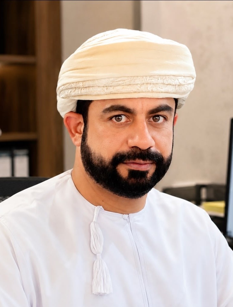 محمد بن سعيد الهنائي.jpg