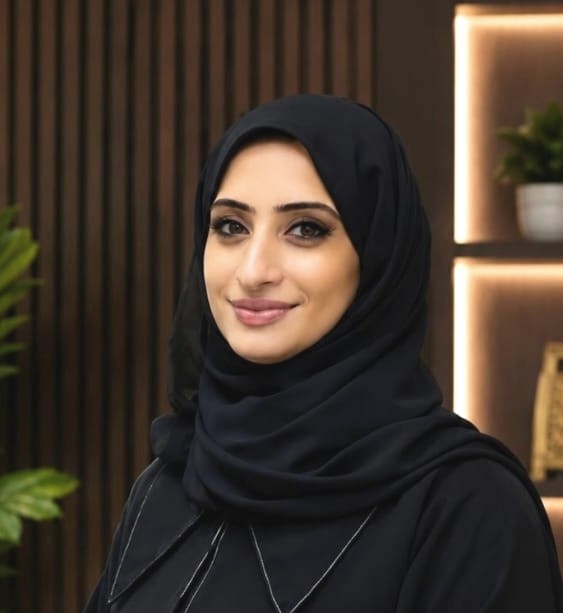 شريفة بنت سيف المعمرية.jpg
