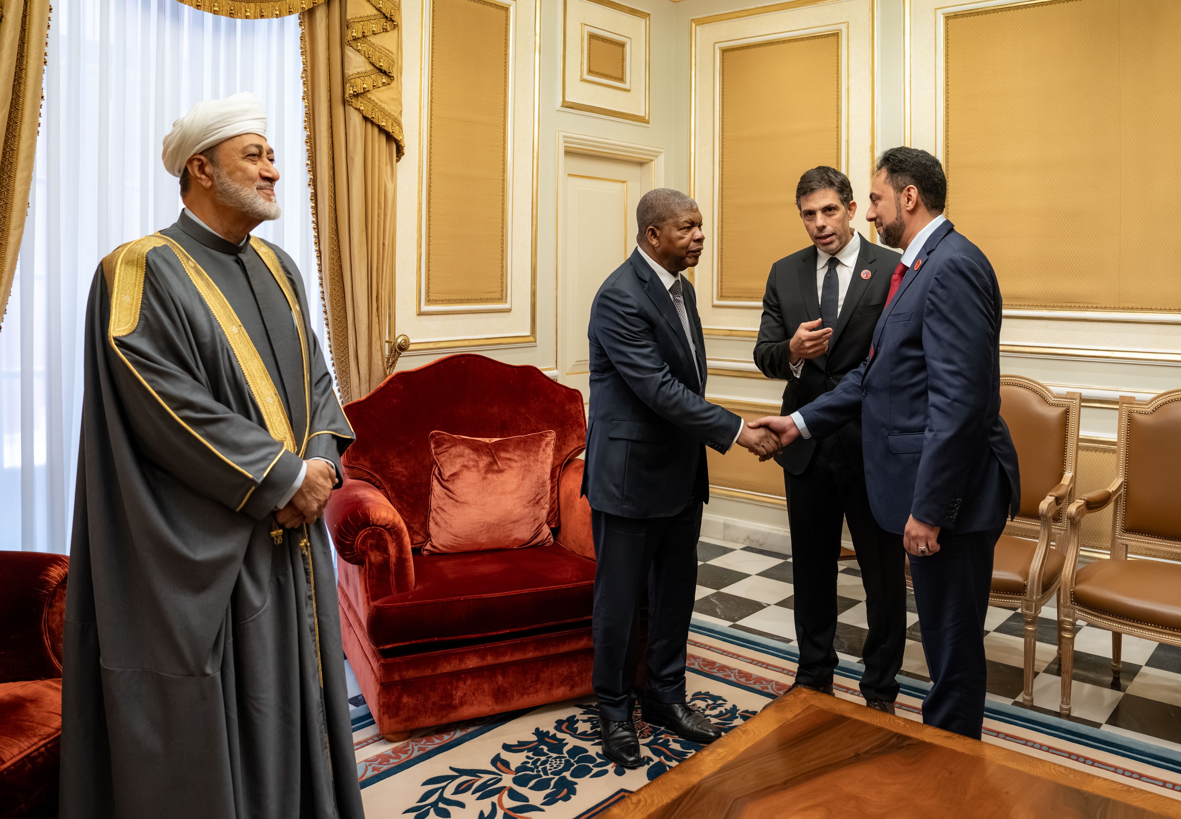 لقاء الرؤساء التنفيذيين (3).jpg