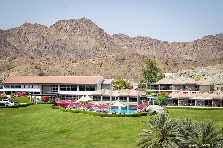 hatta-fort-resort-hajar-mountains.jpg