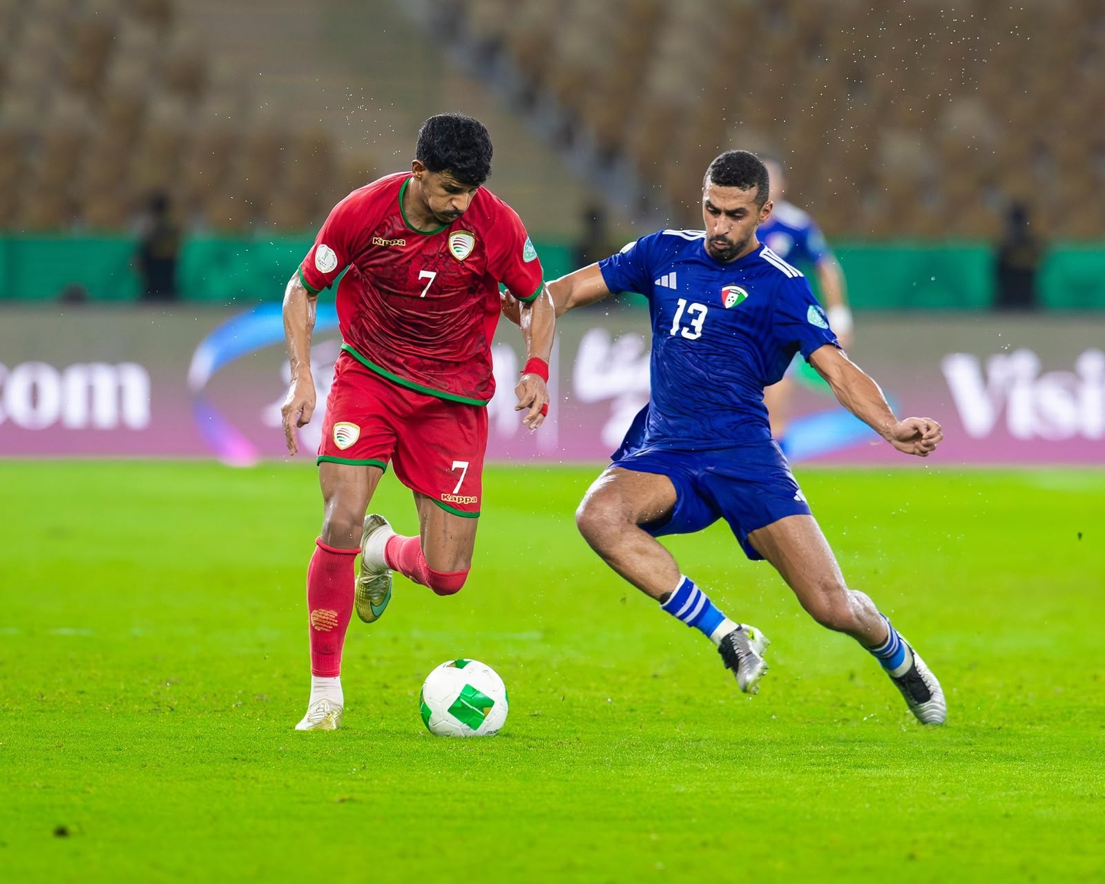 الاحمر  (3).jpeg
