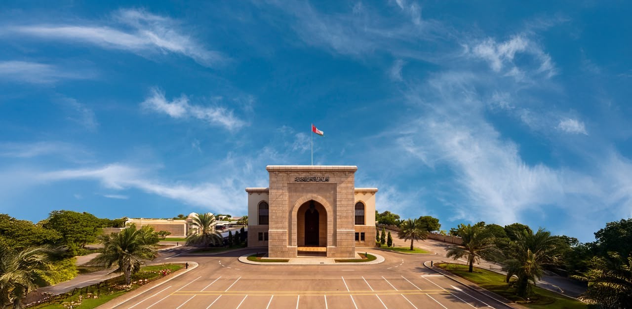 المحاكم العمانية تستعد لمرحلة جديدة من العمل القضائي بنقلة نوعية في تطوير الخدمات لتحقيق العدالة الناجزة