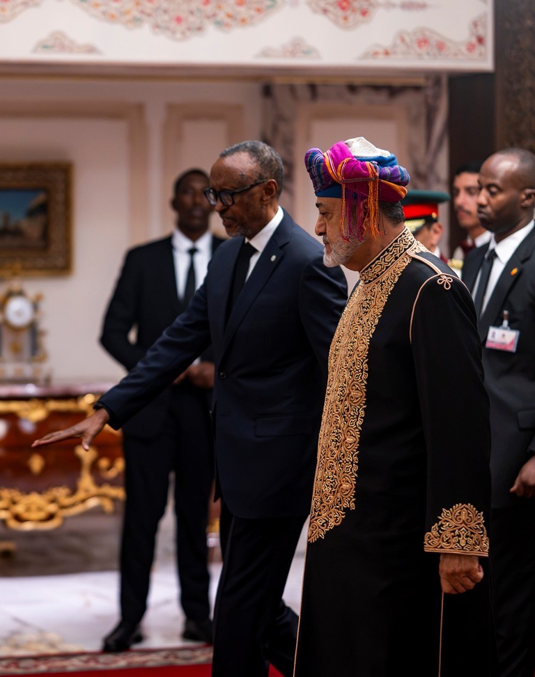 260907-RawandaPrVisit-DRC2-17.jpg
