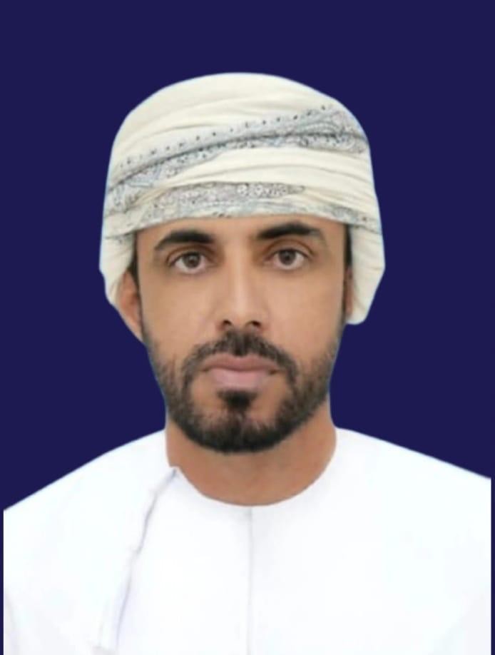 الدكتور علي بن سيف بن ناصر الدرعي (1).jpg